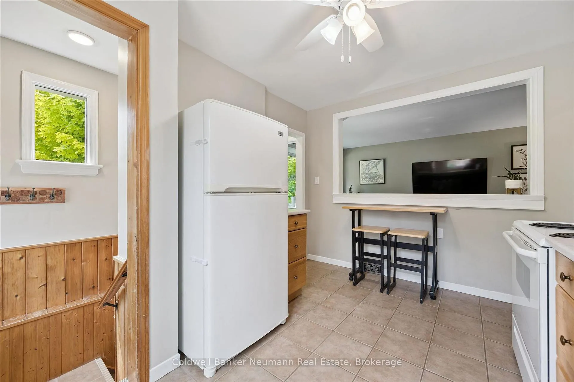 Photo 14 of 153 Winston Boulevard, Cambridge, Hespeler Village — HOMEH