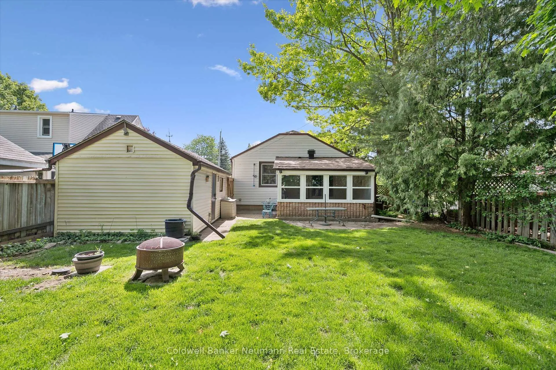 Photo 32 of 153 Winston Boulevard, Cambridge, Hespeler Village — HOMEH