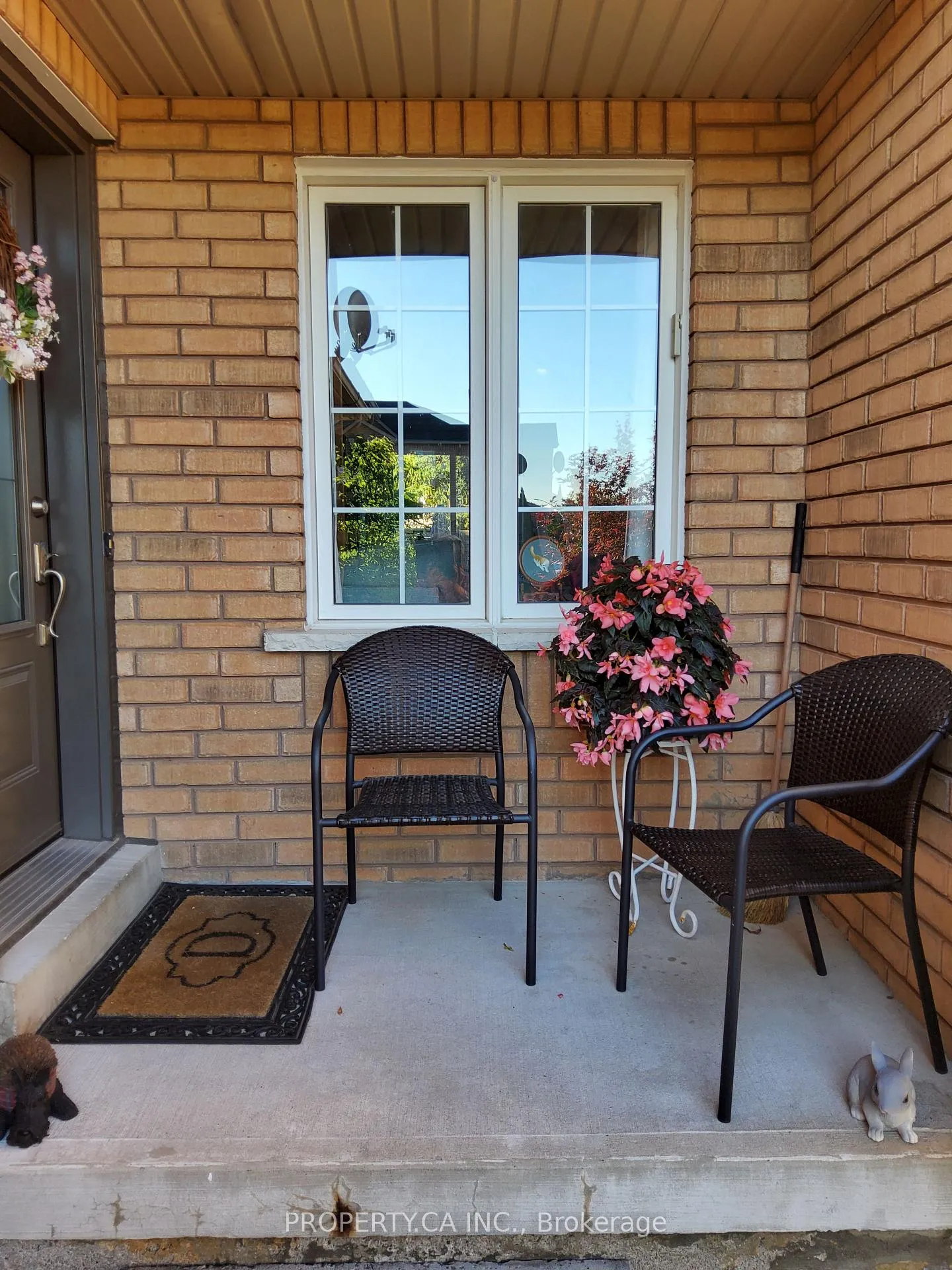 Photo 3 of 3 Coleman Drive, Barrie, Edgehill Drive — HOMEH