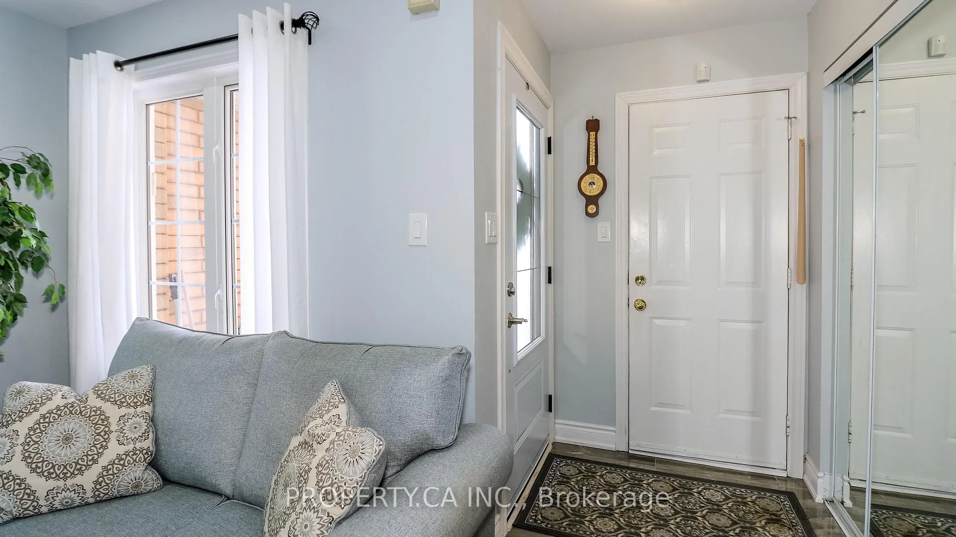 Photo 5 of 3 Coleman Drive, Barrie, Edgehill Drive — HOMEH