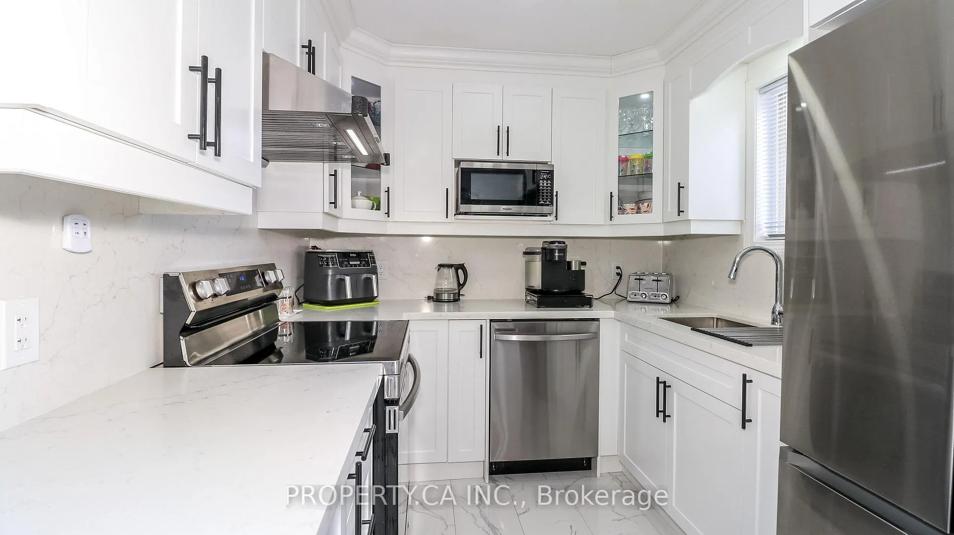 Photo 8 of 3 Coleman Drive, Barrie, Edgehill Drive — HOMEH