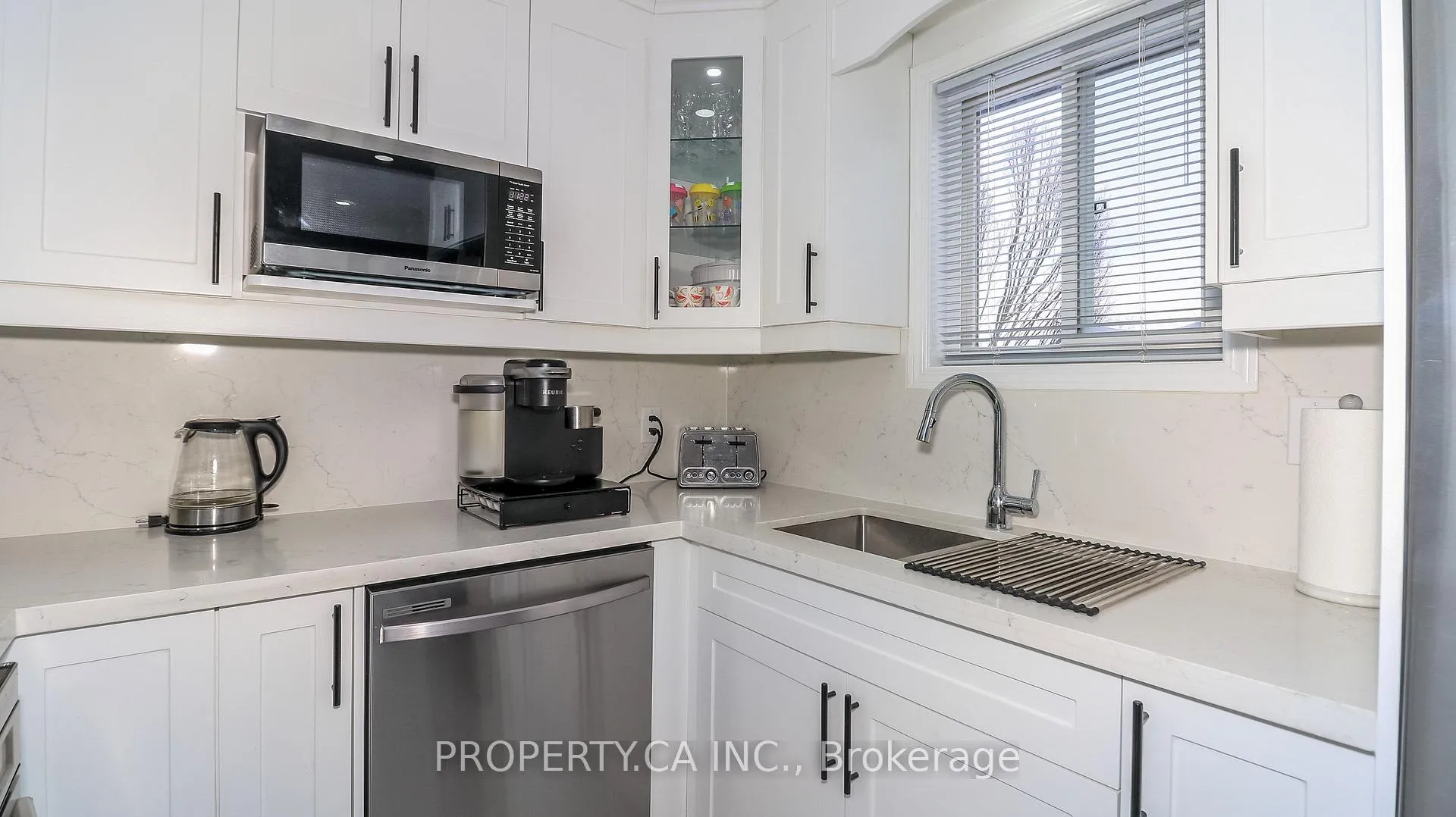 Photo 9 of 3 Coleman Drive, Barrie, Edgehill Drive — HOMEH