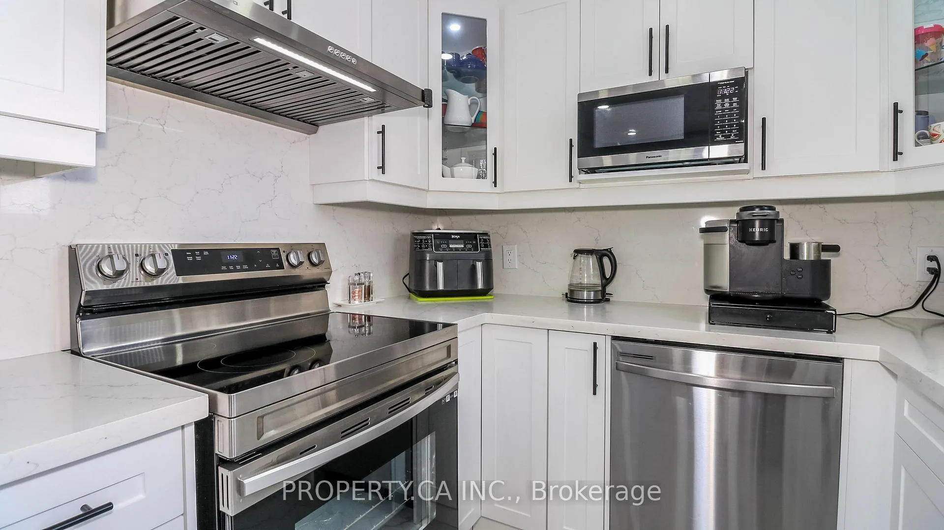 Photo 10 of 3 Coleman Drive, Barrie, Edgehill Drive — HOMEH