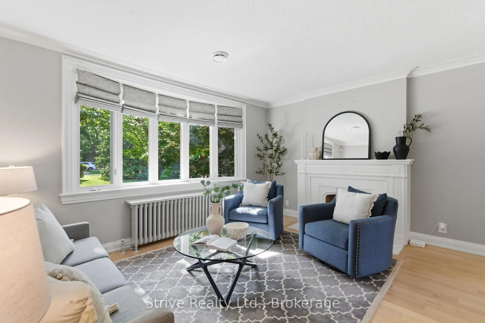 Photo 6 of 53 Monkton Avenue, Etobicoke, Stonegate-Queensway — HOMEH
