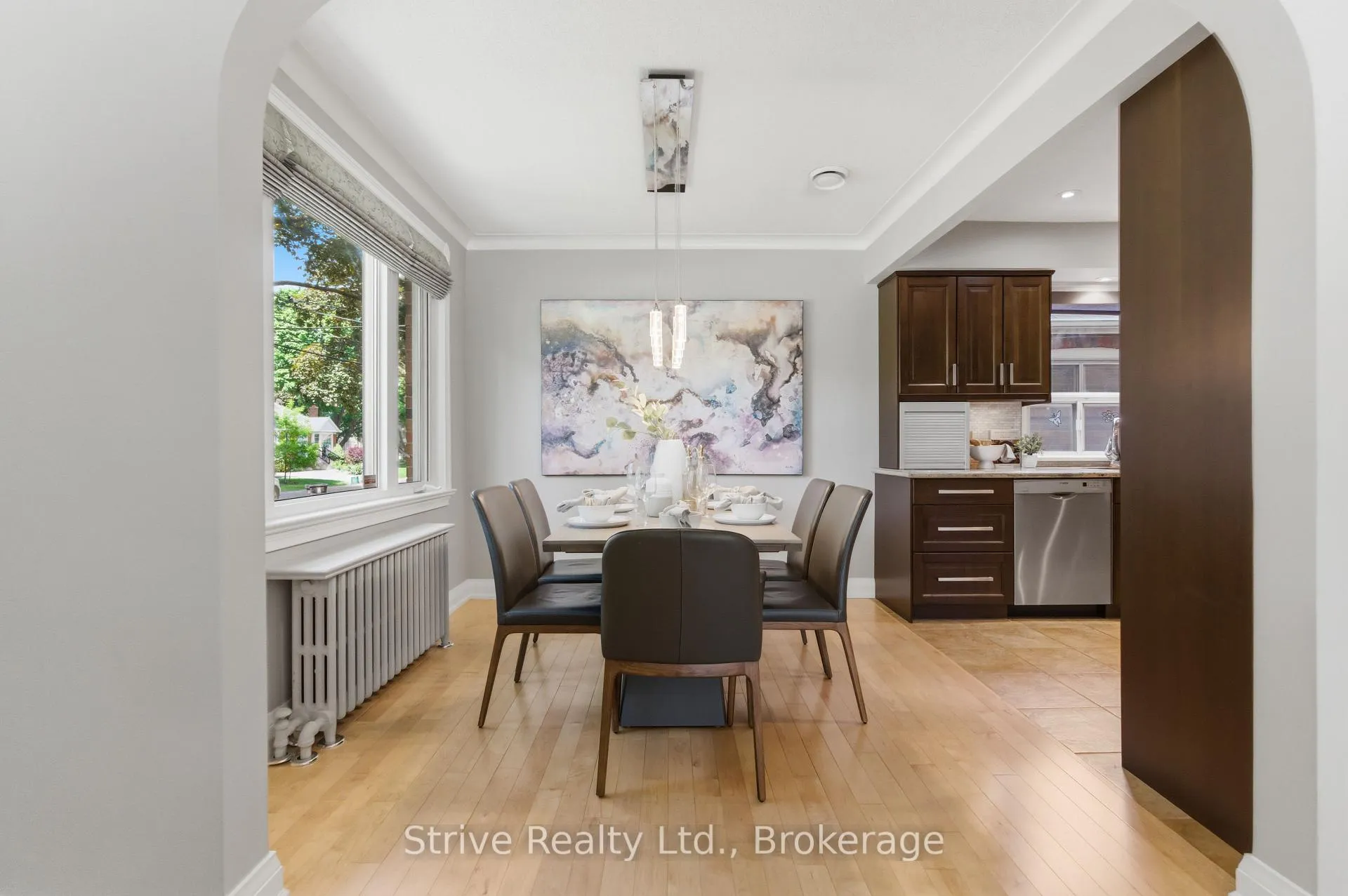 Photo 12 of 53 Monkton Avenue, Etobicoke, Stonegate-Queensway — HOMEH