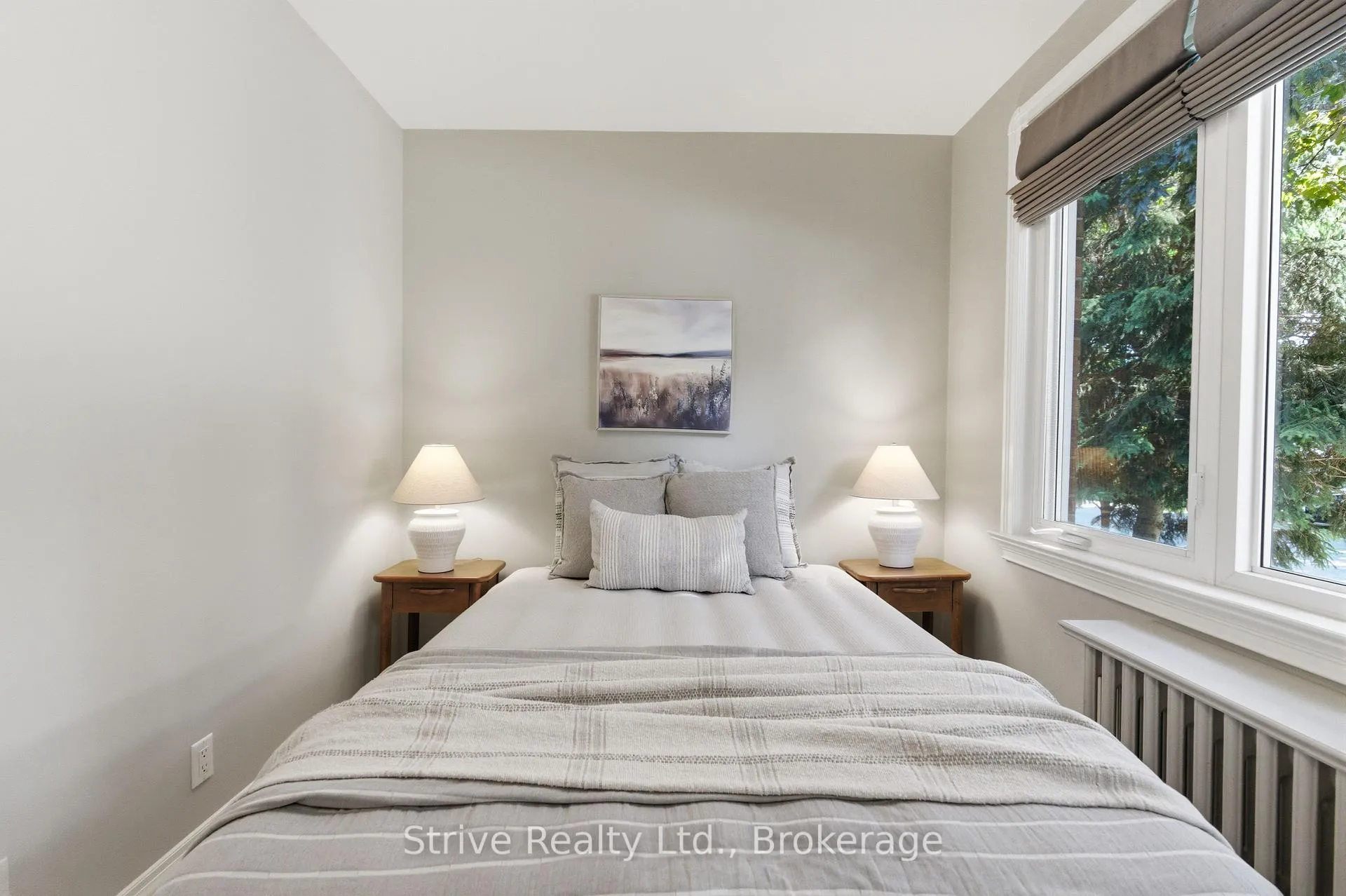 Photo 23 of 53 Monkton Avenue, Etobicoke, Stonegate-Queensway — HOMEH