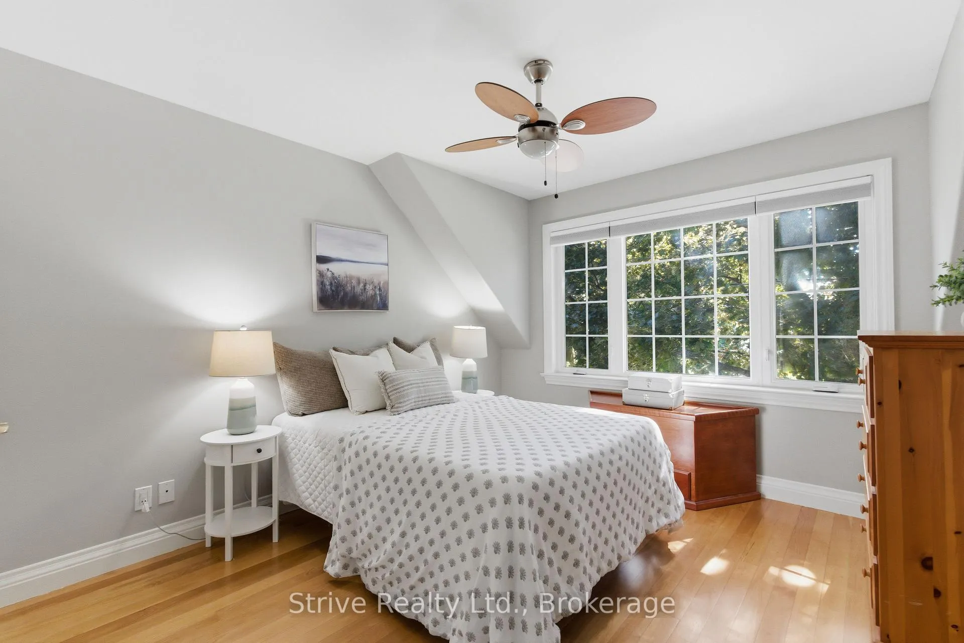 Photo 35 of 53 Monkton Avenue, Etobicoke, Stonegate-Queensway — HOMEH