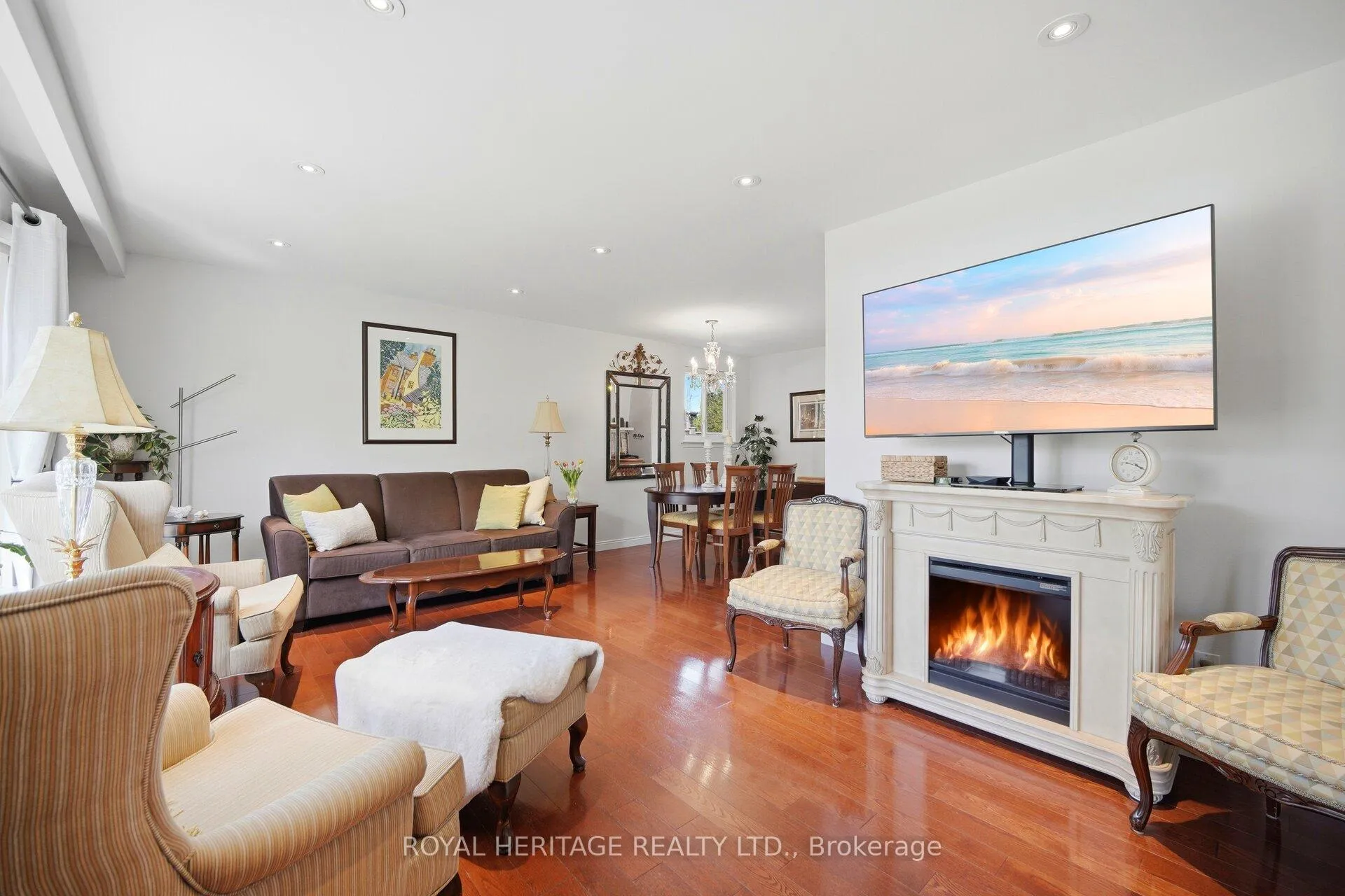 Photo 15 of 115 Clover Ridge Drive E, Ajax, South East — HOMEH