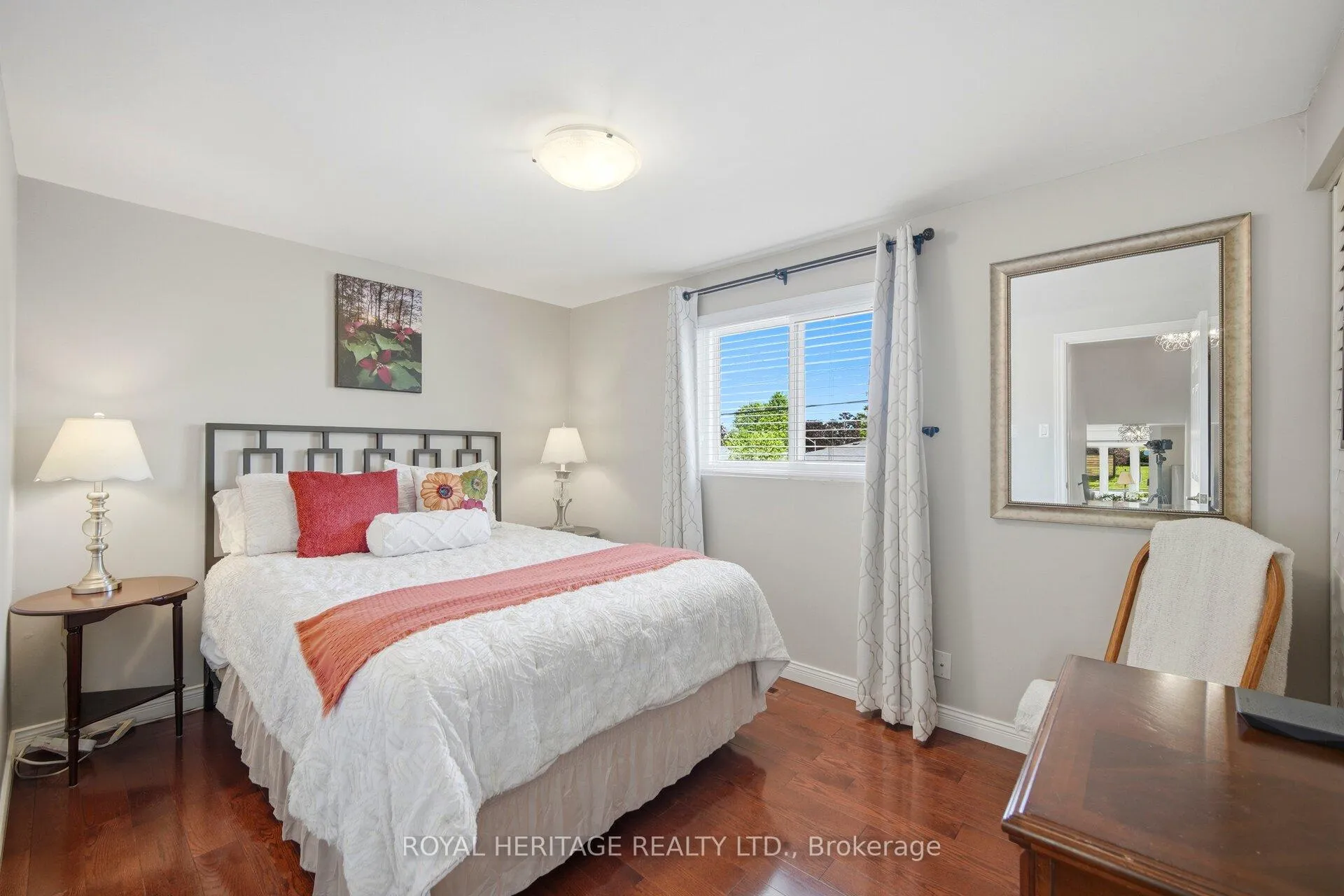 Photo 22 of 115 Clover Ridge Drive E, Ajax, South East — HOMEH