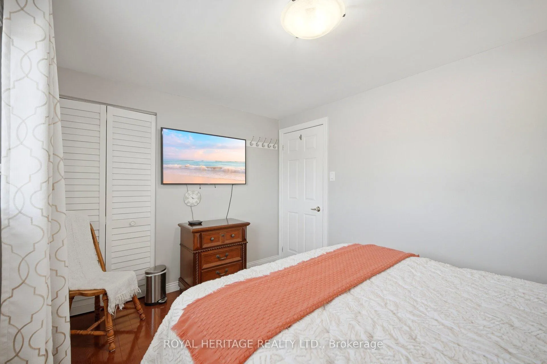 Photo 23 of 115 Clover Ridge Drive E, Ajax, South East — HOMEH