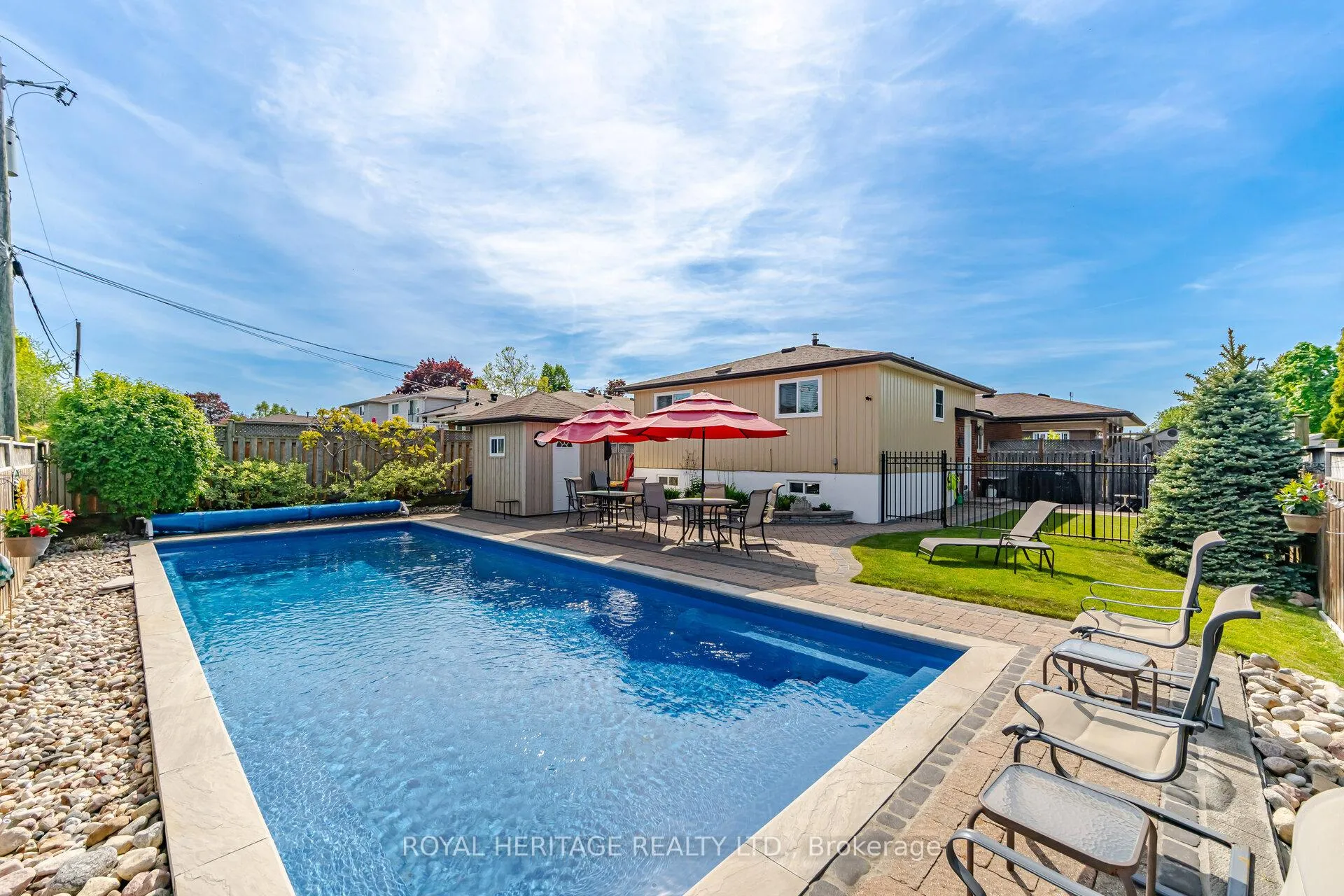 Photo 40 of 115 Clover Ridge Drive E, Ajax, South East — HOMEH