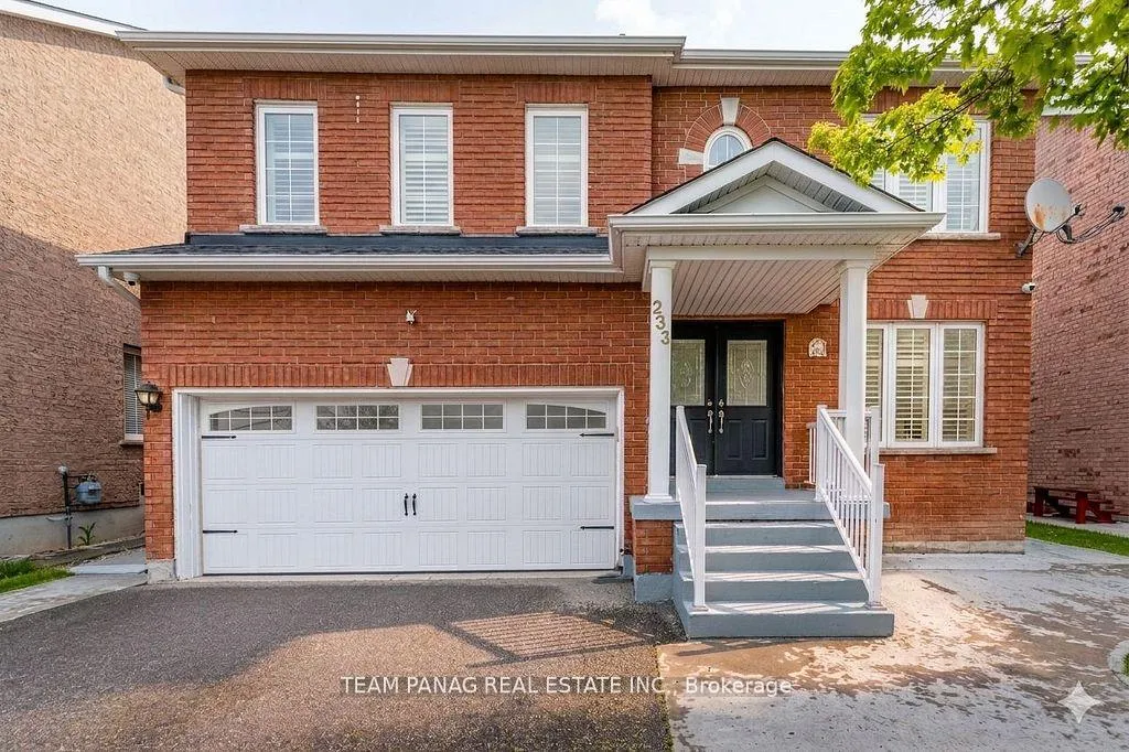 Front of 233 Queen Mary Drive