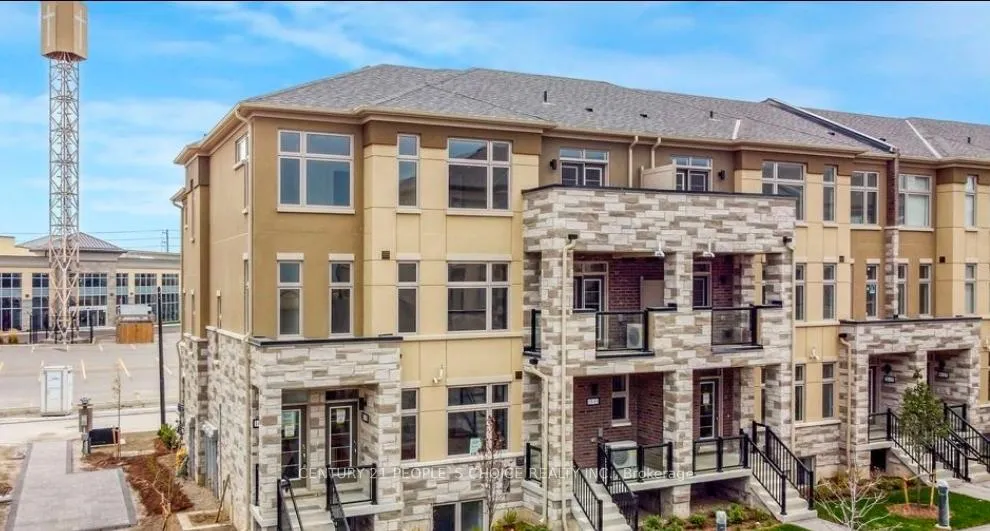 Photo 1 of Unit 14, 15 Fieldridge Crescent, Brampton, Sandringham-Wellington — HOMEH