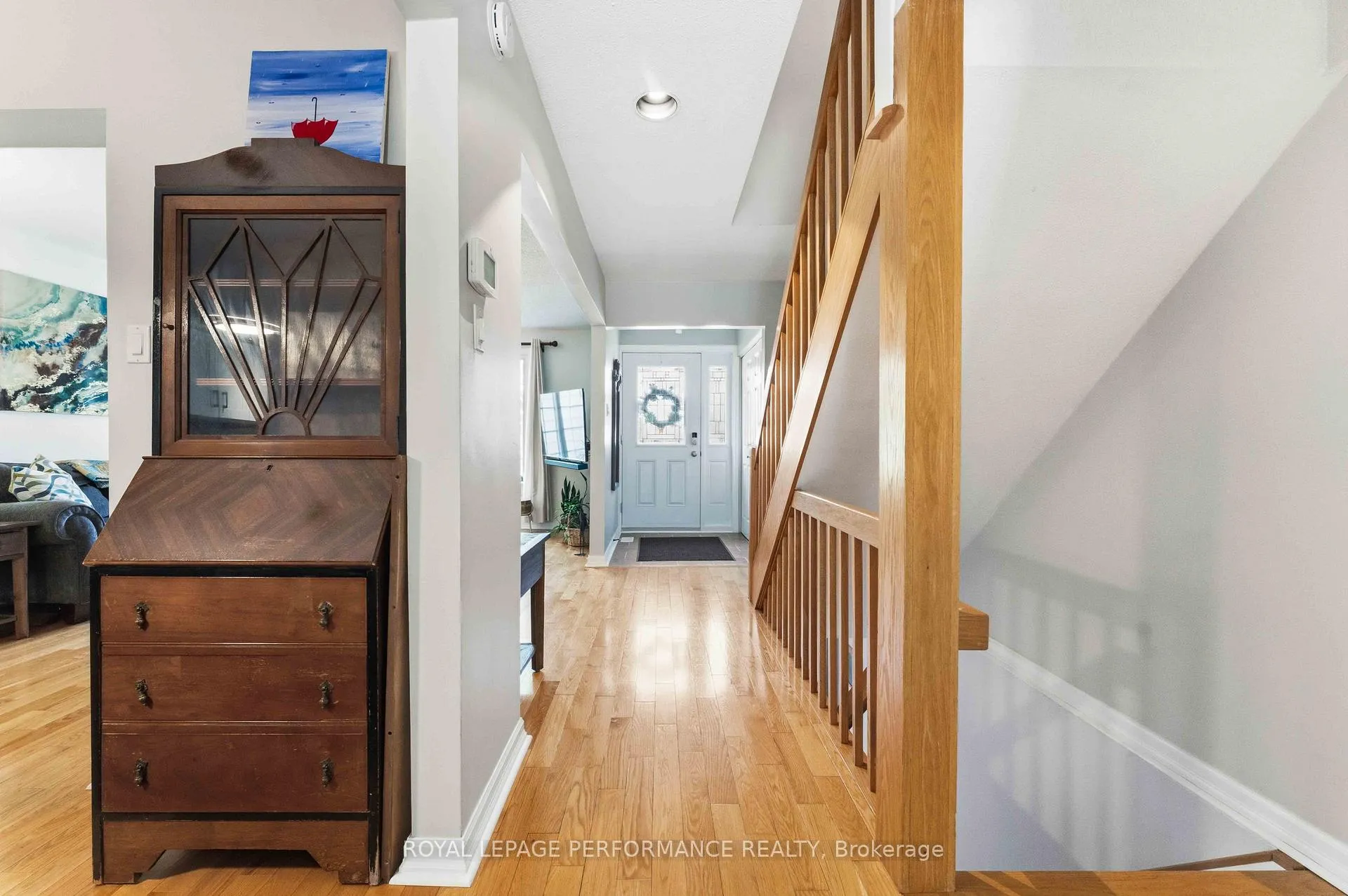 Photo 6 of Unit 5, 2051 Jasmine Crescent, Ottawa, Beacon Hill South — HOMEH