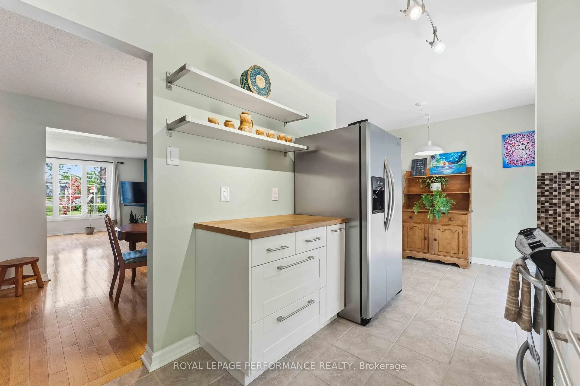 Photo 18 of Unit 5, 2051 Jasmine Crescent, Ottawa, Beacon Hill South — HOMEH