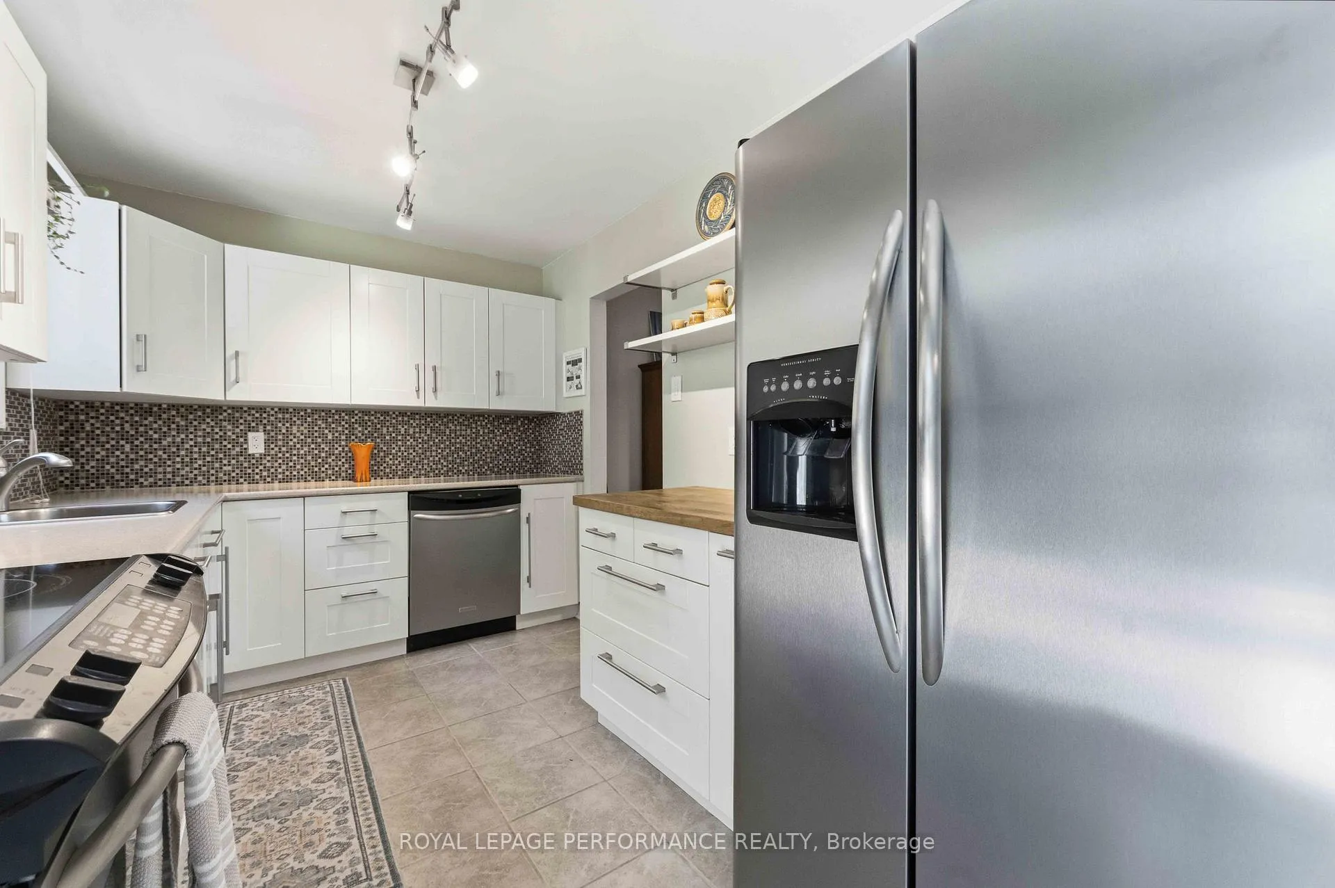 Photo 21 of Unit 5, 2051 Jasmine Crescent, Ottawa, Beacon Hill South — HOMEH