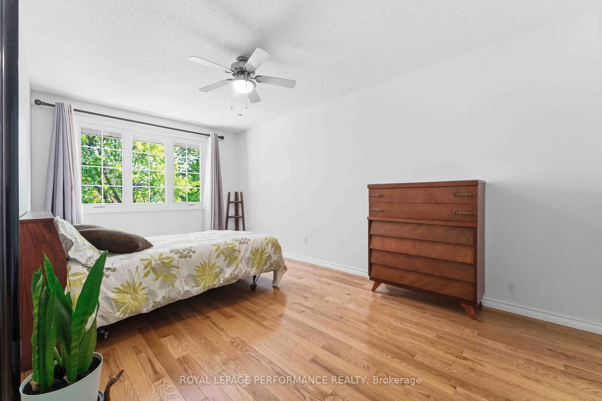 Photo 27 of Unit 5, 2051 Jasmine Crescent, Ottawa, Beacon Hill South — HOMEH