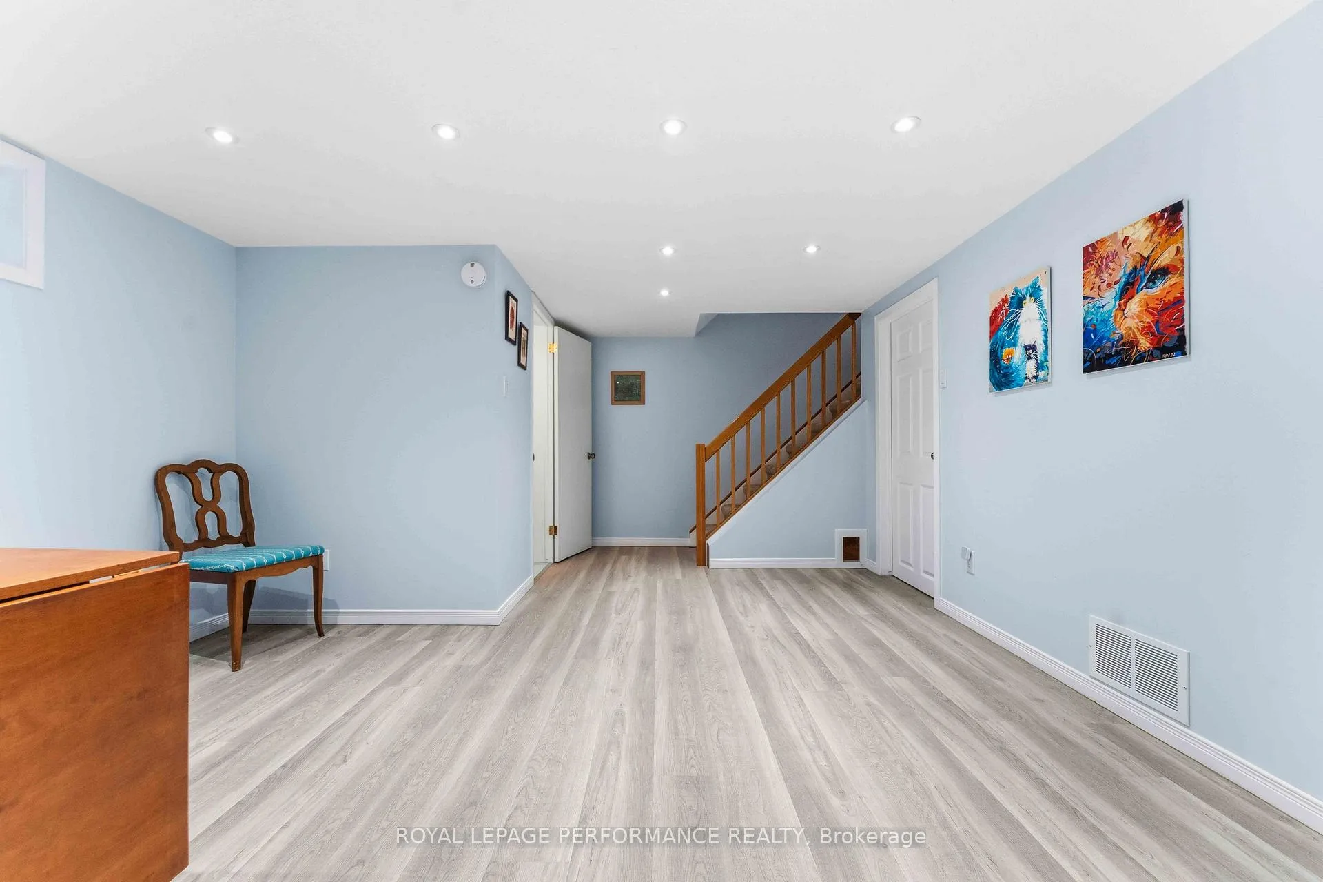 Photo 42 of Unit 5, 2051 Jasmine Crescent, Ottawa, Beacon Hill South — HOMEH