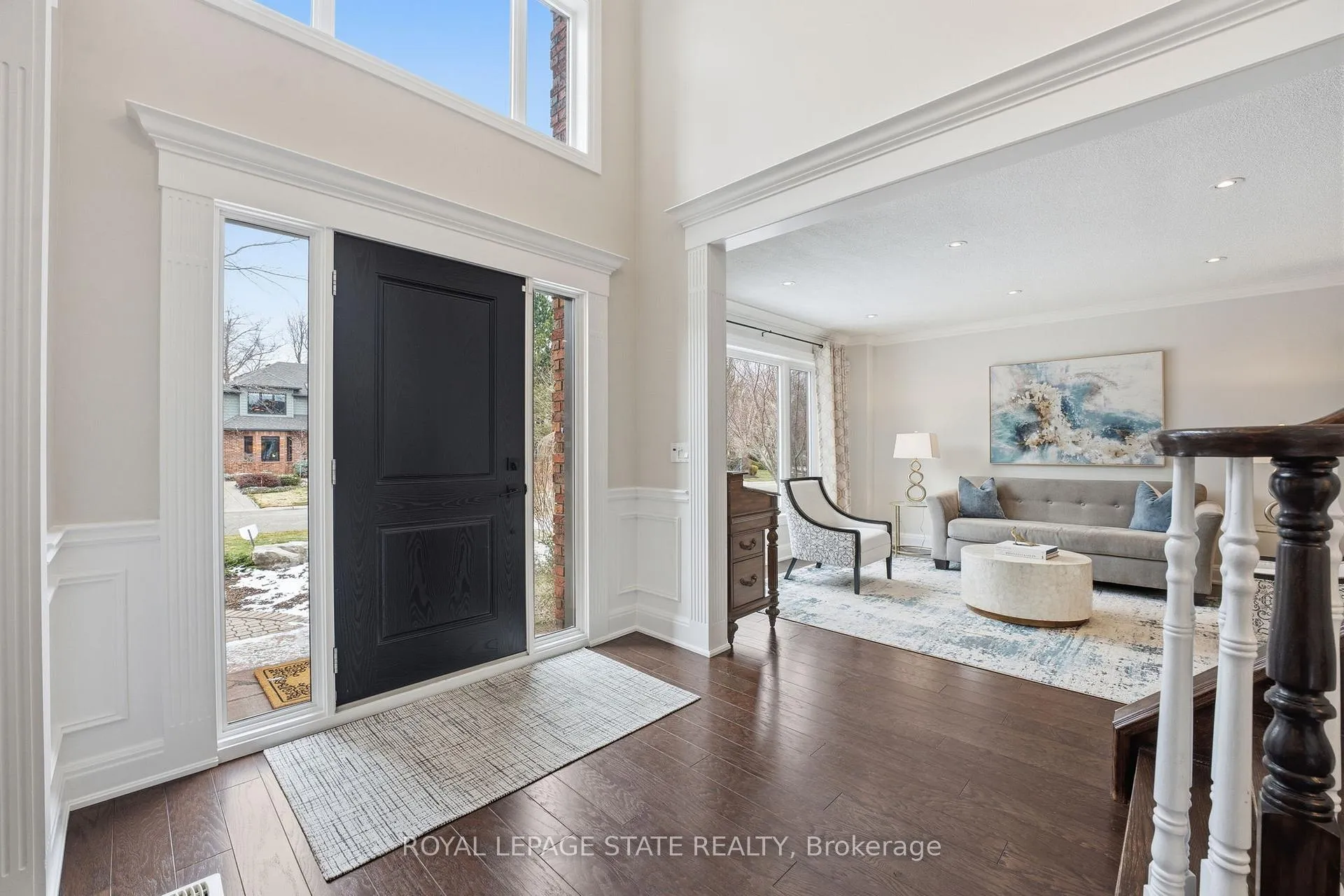 Photo 4 of 28 Deerview Avenue, Hamilton, Ancaster — HOMEH
