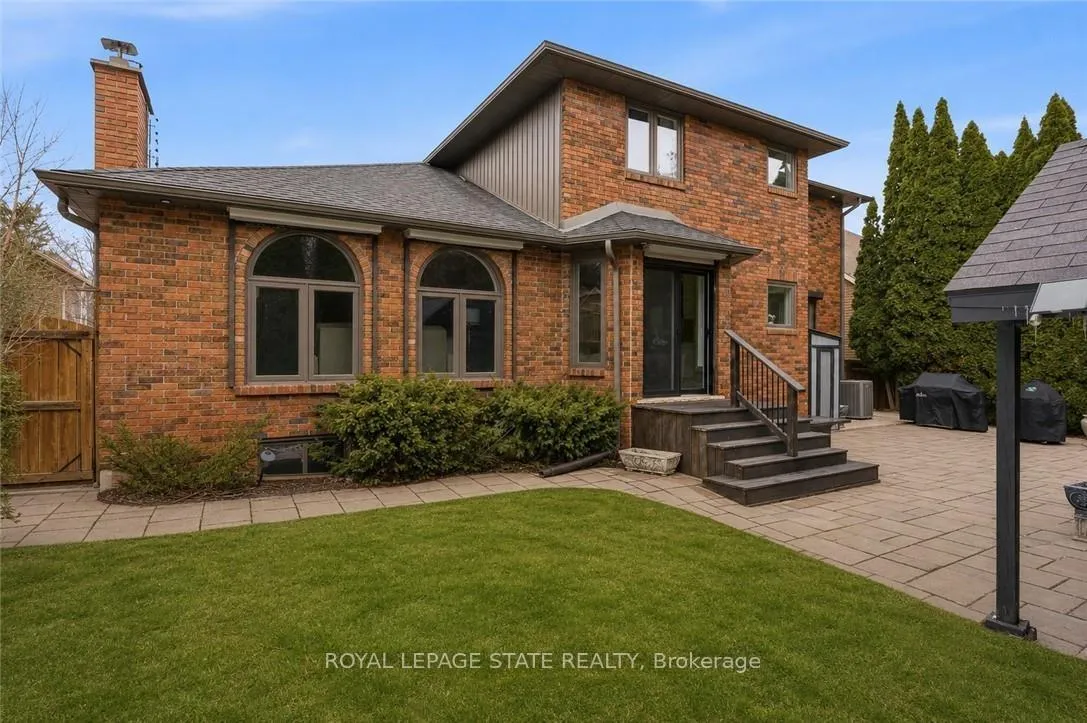 Photo 41 of 28 Deerview Avenue, Hamilton, Ancaster — HOMEH