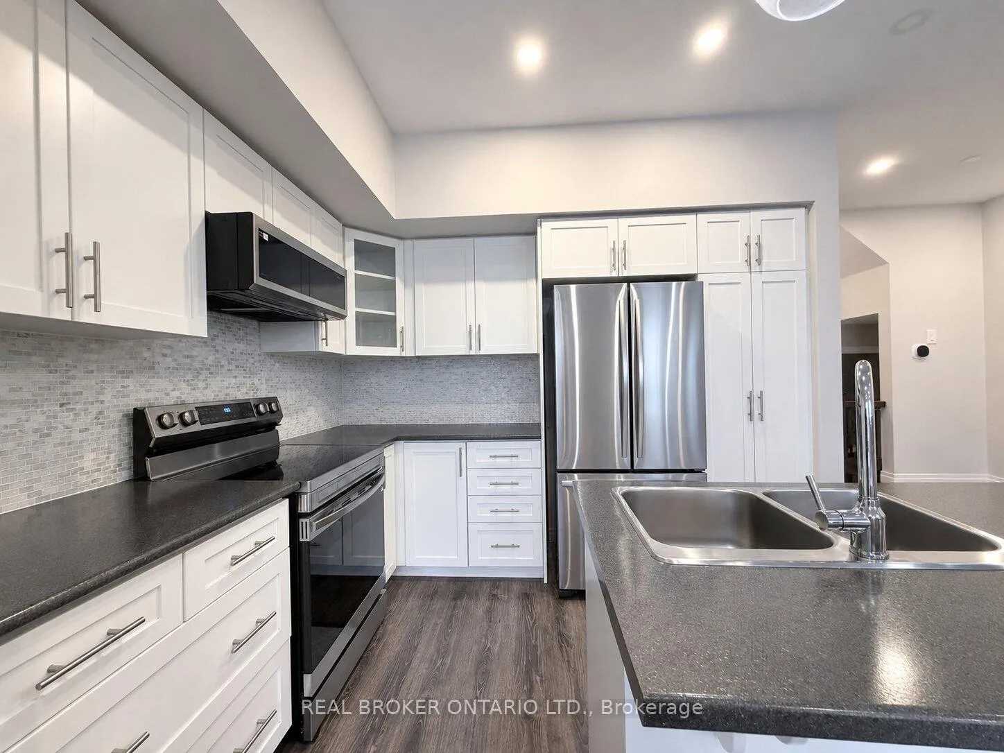Photo 5 of Unit 72, 1890 Rymal Road, Hamilton, Rural Glanbrook — HOMEH