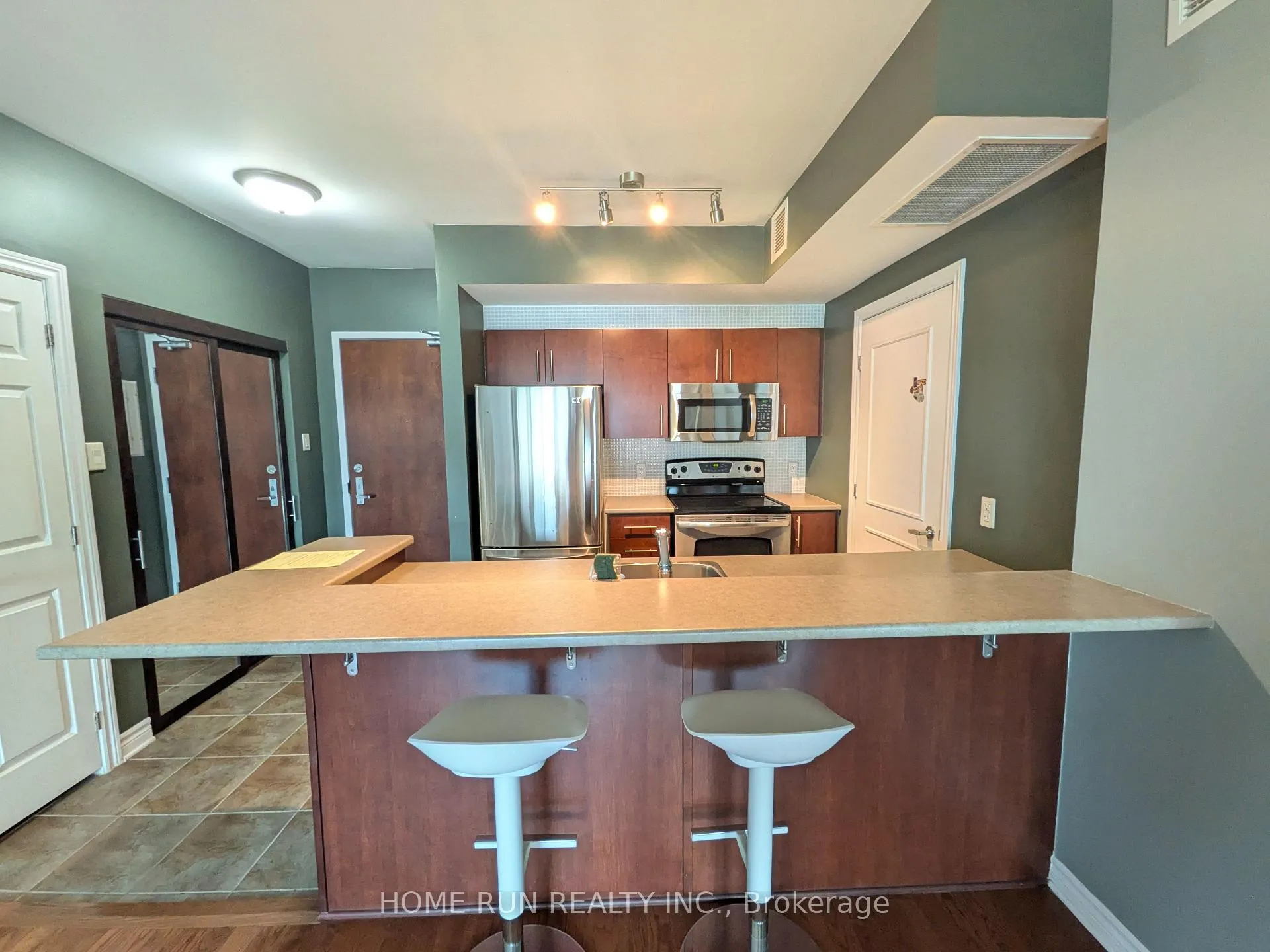 Photo 8 of Unit 1107, 200 Rideau Street, Ottawa, Sandy Hill — HOMEH