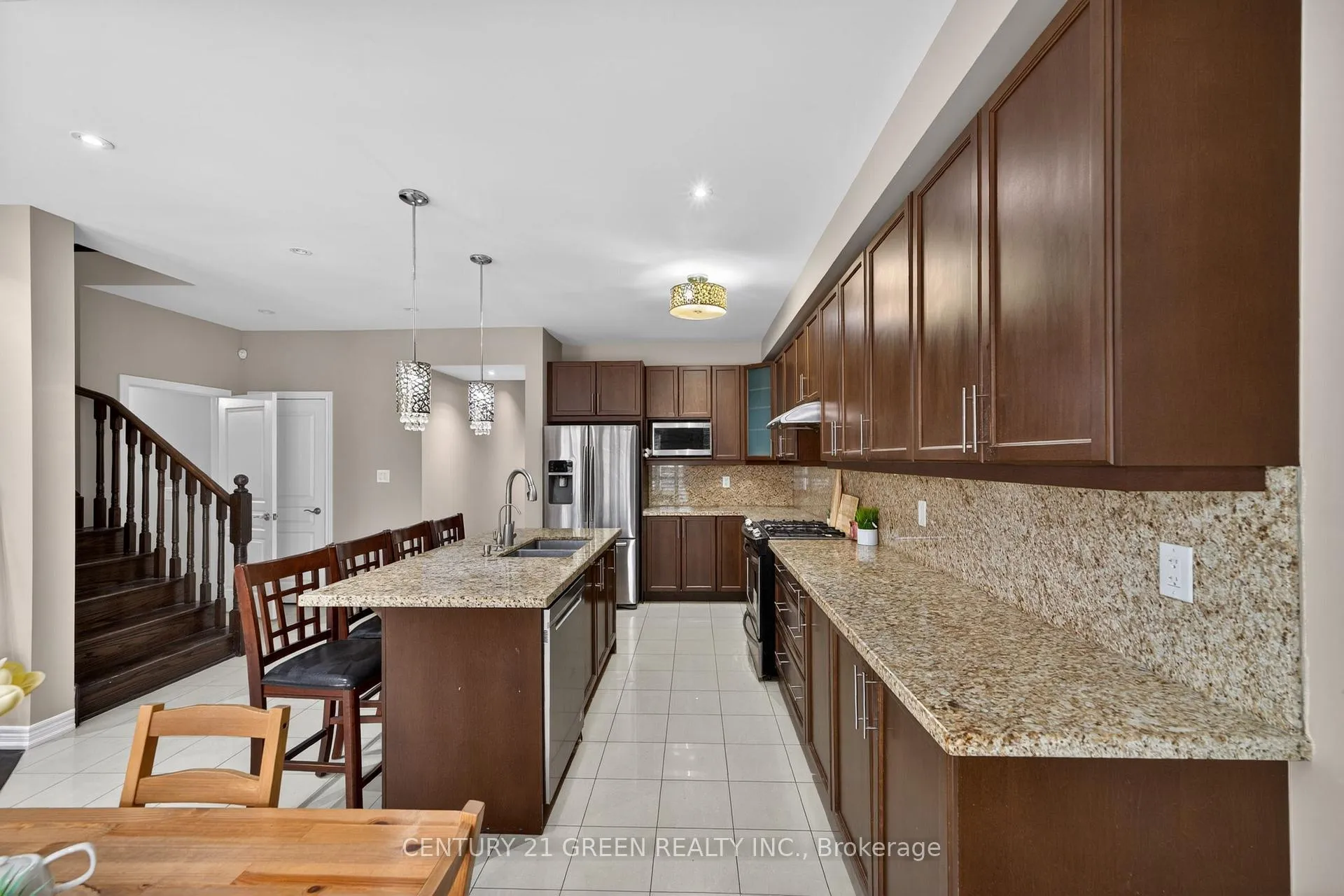 Photo 11 of 50 Bellcrest Road, Brampton, Credit Valley — HOMEH
