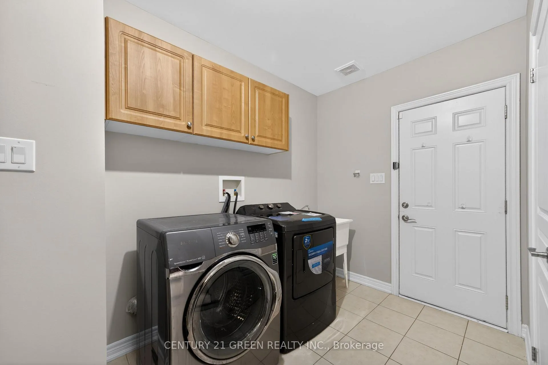 Photo 17 of 50 Bellcrest Road, Brampton, Credit Valley — HOMEH