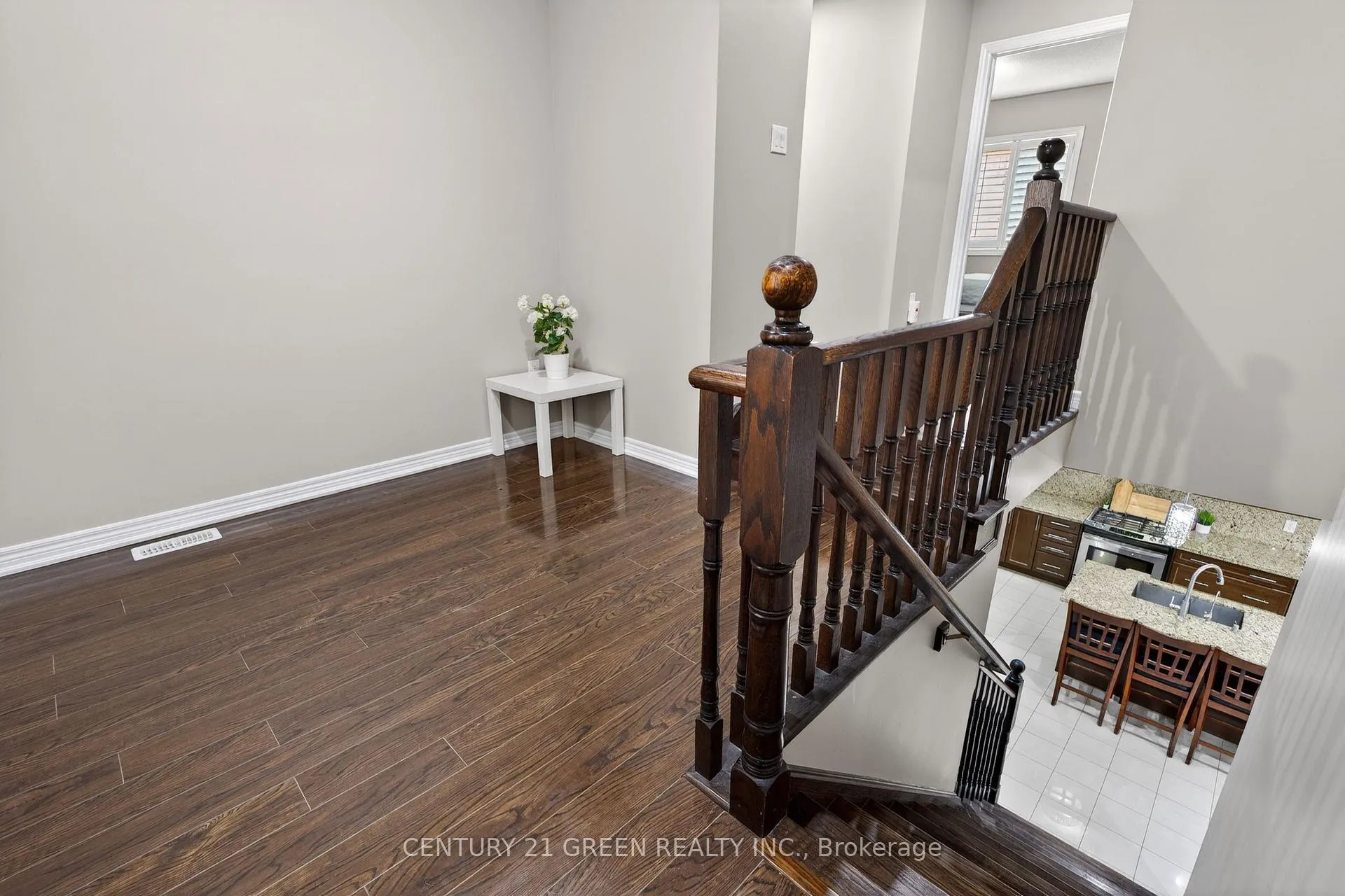 Photo 18 of 50 Bellcrest Road, Brampton, Credit Valley — HOMEH