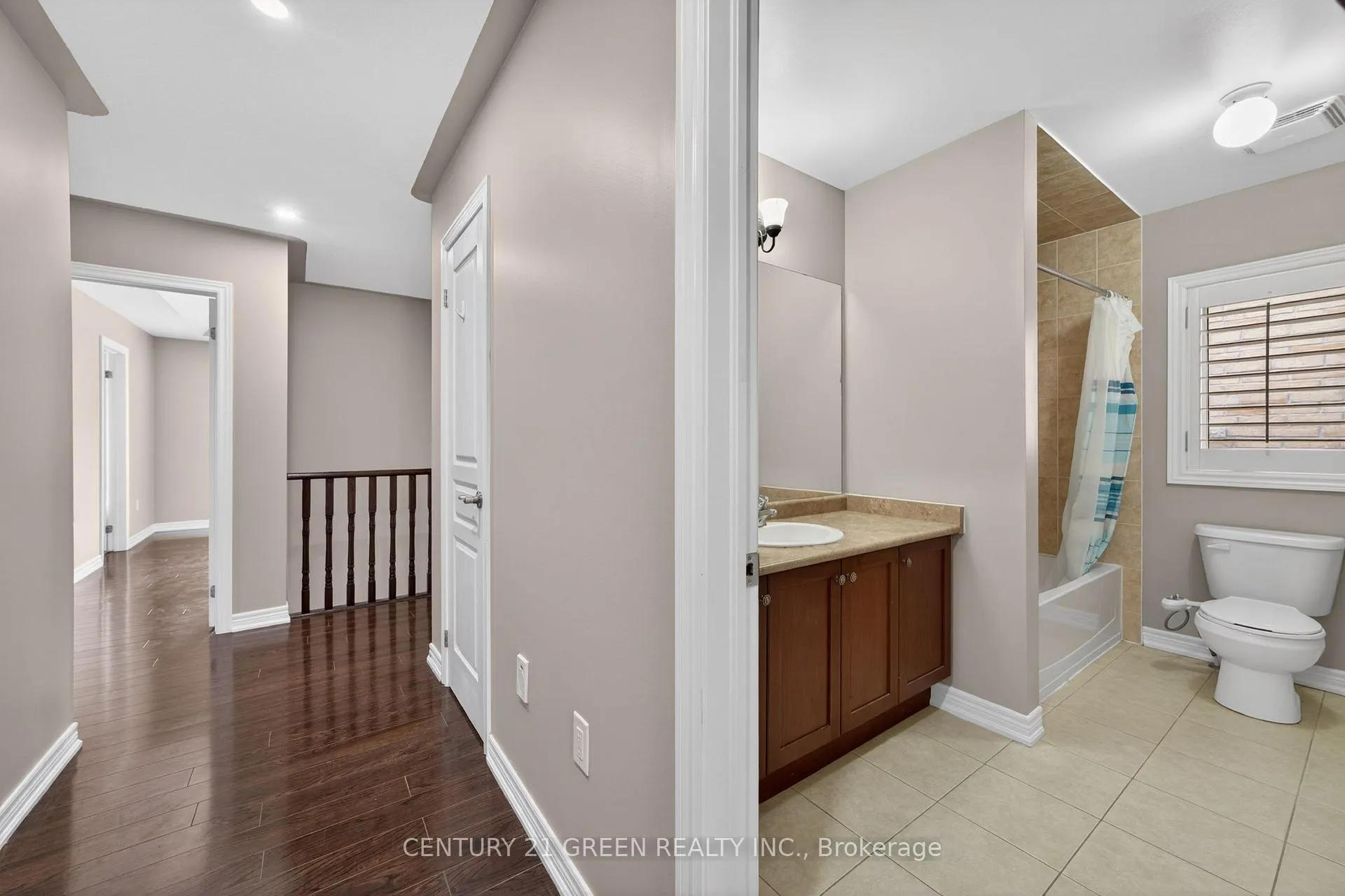 Photo 35 of 50 Bellcrest Road, Brampton, Credit Valley — HOMEH