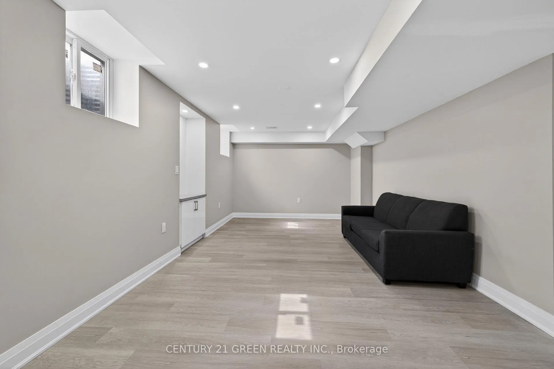 Photo 40 of 50 Bellcrest Road, Brampton, Credit Valley — HOMEH