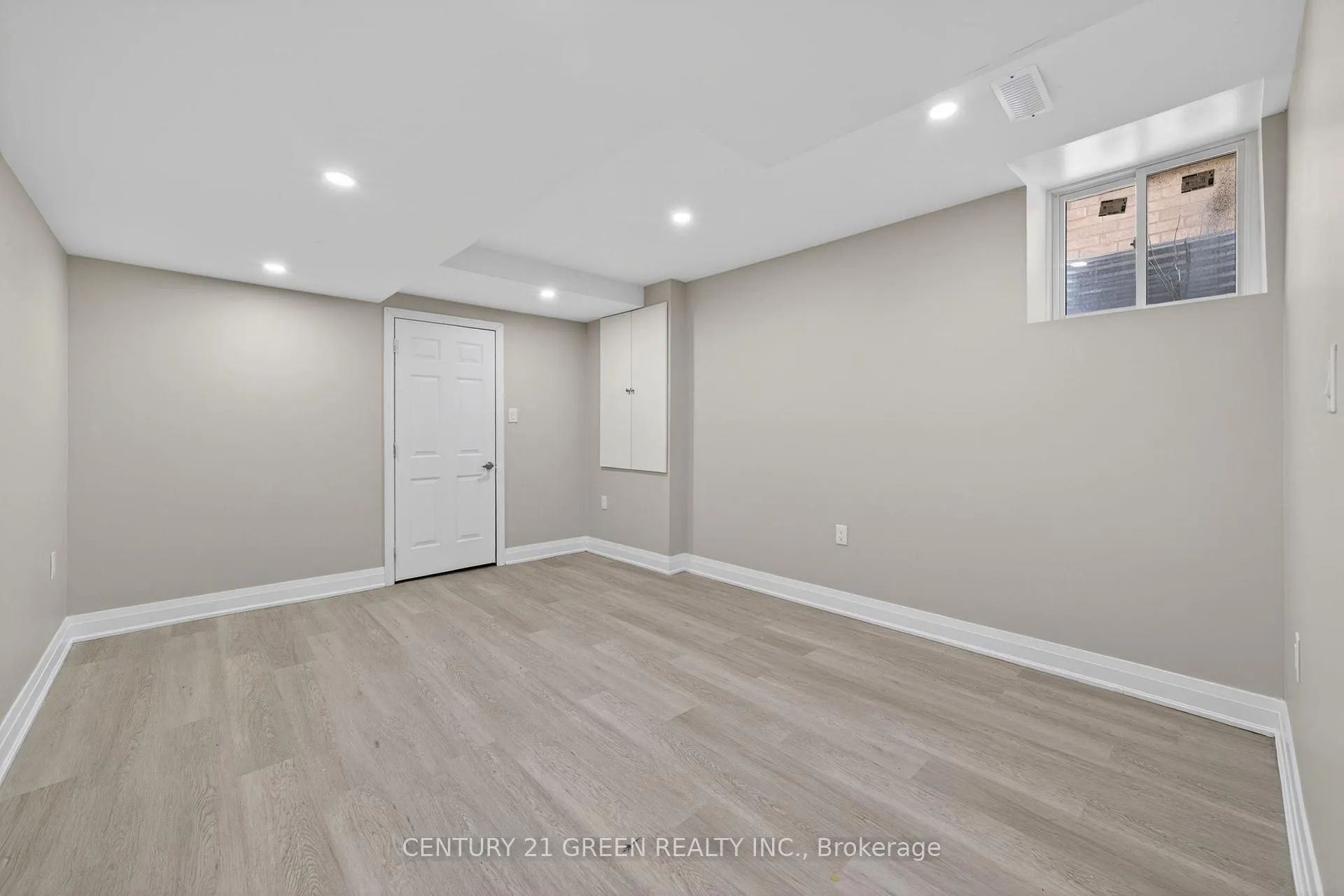 Photo 42 of 50 Bellcrest Road, Brampton, Credit Valley — HOMEH