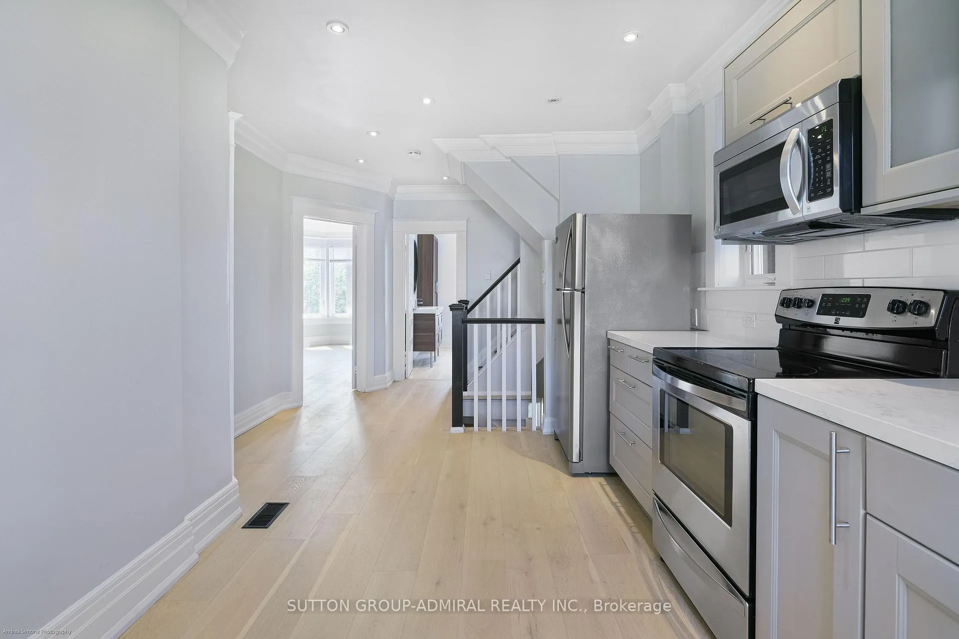 Photo 9 of Unit 2nd & 3rd Floor, 481 Brock Avenue, Toronto, Dufferin Grove — HOMEH