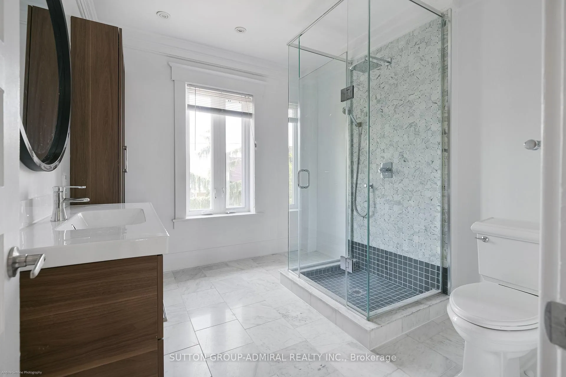 Photo 15 of Unit 2nd & 3rd Floor, 481 Brock Avenue, Toronto, Dufferin Grove — HOMEH