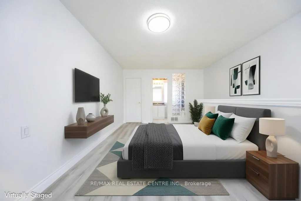 Photo 27 of 123 Enderby Road, Toronto, East End-Danforth — HOMEH