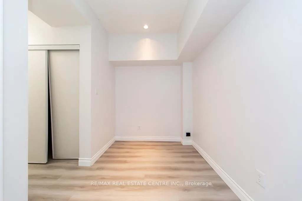 Photo 41 of 123 Enderby Road, Toronto, East End-Danforth — HOMEH
