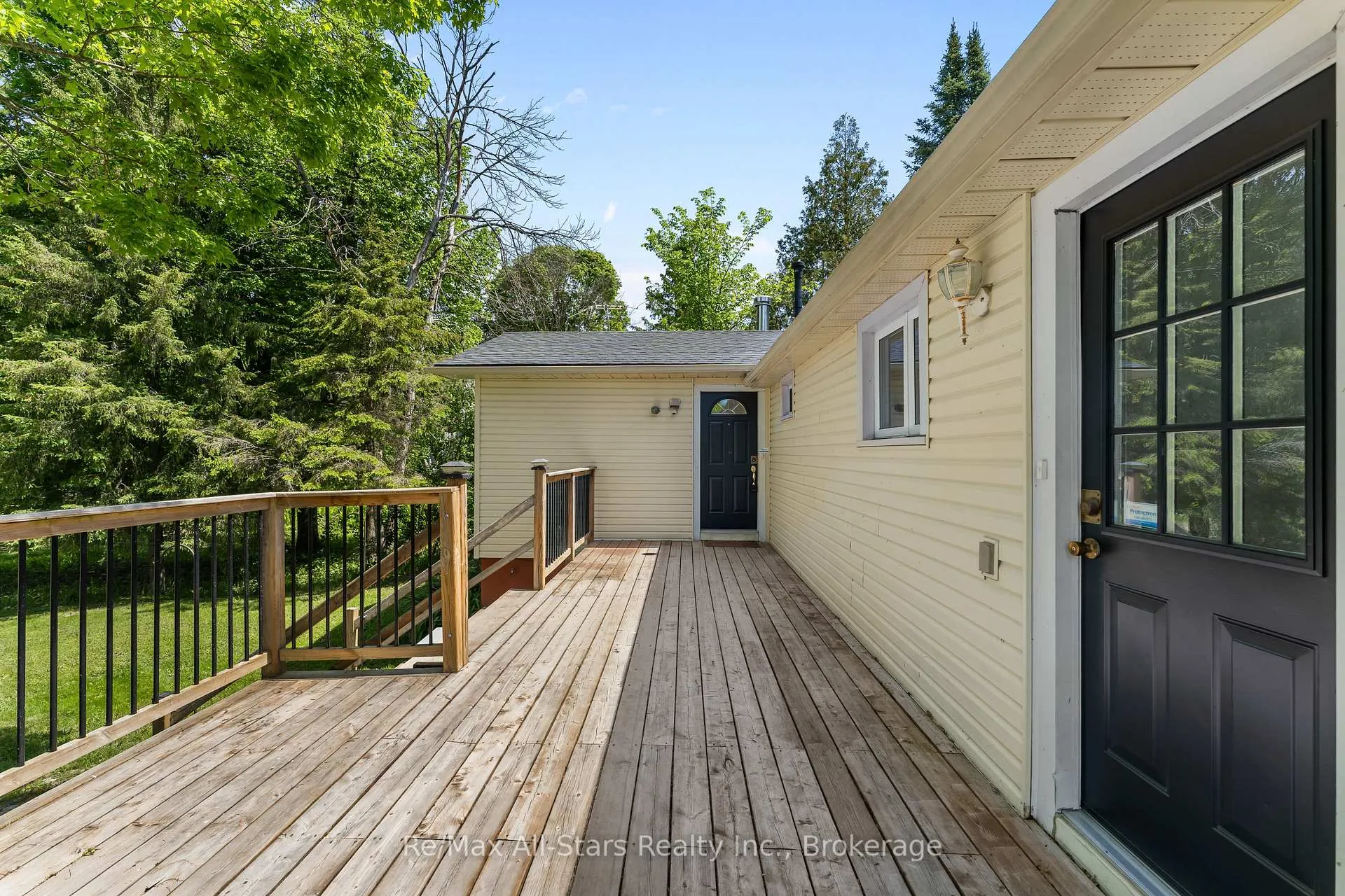 Photo 9 of 60 Reed Boulevard, Kawartha Lakes, Somerville — HOMEH