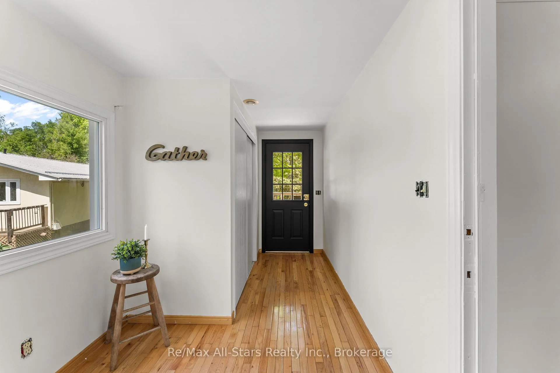 Photo 10 of 60 Reed Boulevard, Kawartha Lakes, Somerville — HOMEH