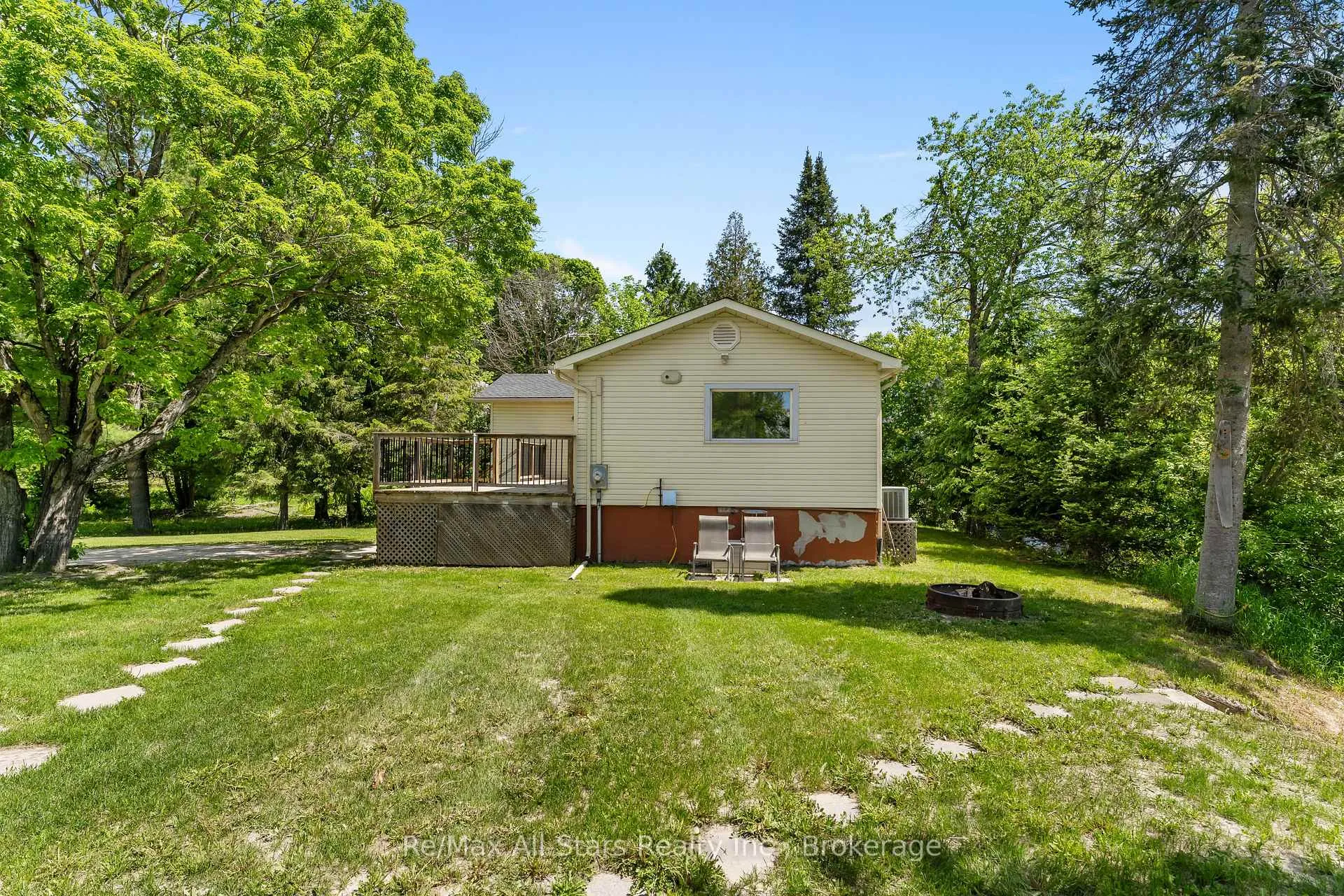 Photo 33 of 60 Reed Boulevard, Kawartha Lakes, Somerville — HOMEH