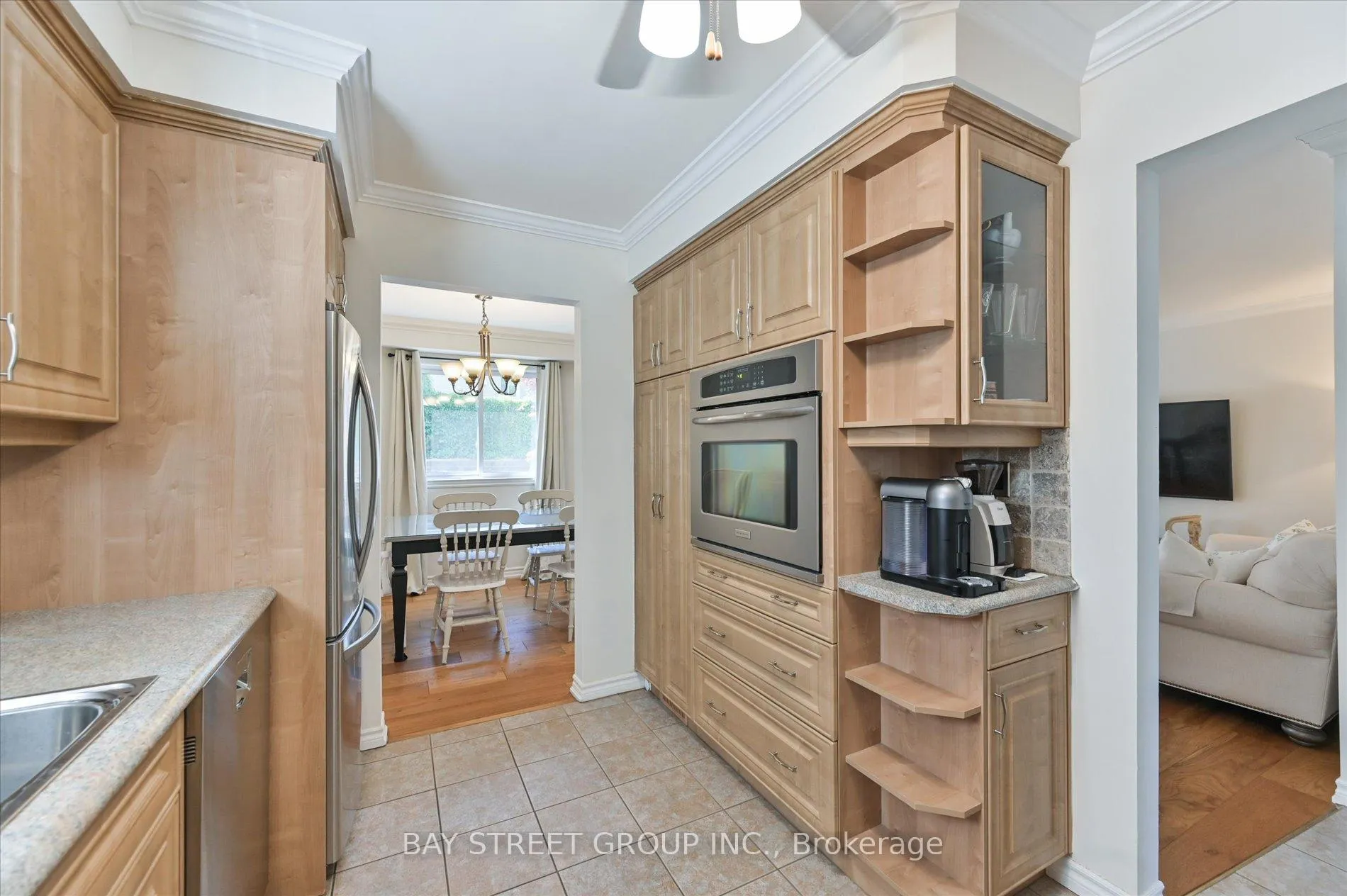Photo 8 of 378 East 24th Street, Hamilton, Burkholme — HOMEH