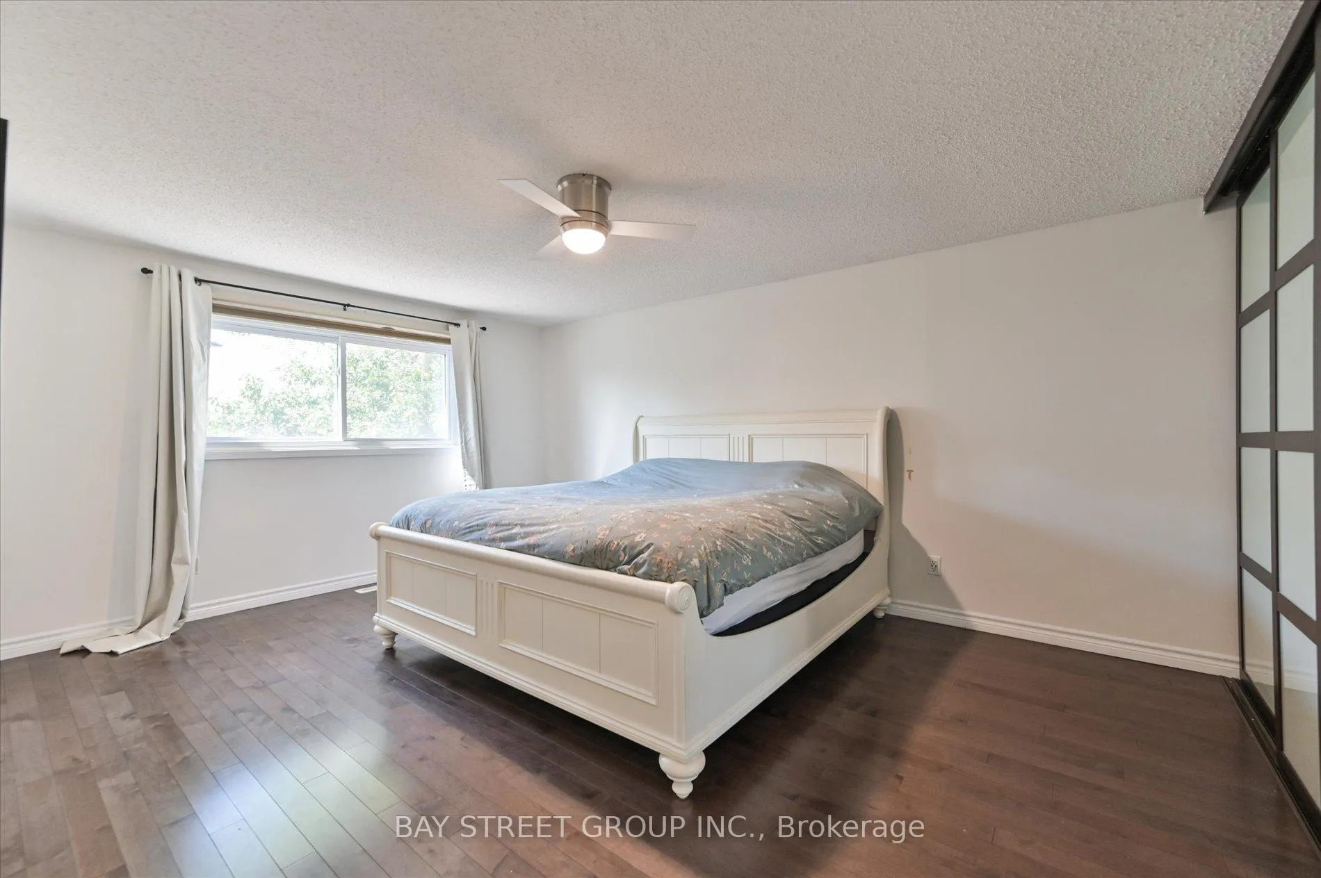 Photo 19 of 378 East 24th Street, Hamilton, Burkholme — HOMEH