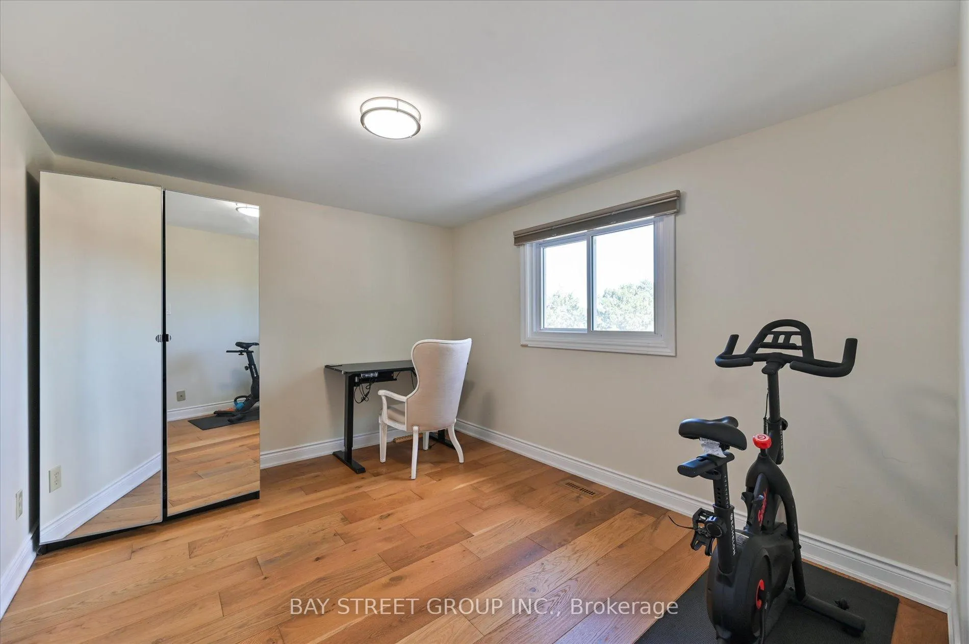 Photo 22 of 378 East 24th Street, Hamilton, Burkholme — HOMEH