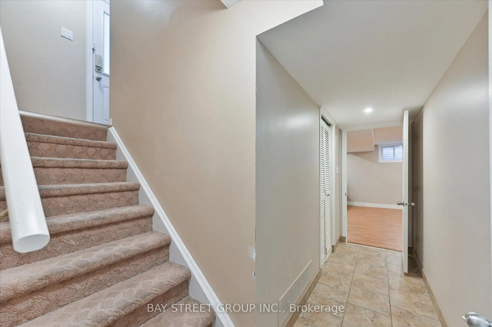 Photo 26 of 378 East 24th Street, Hamilton, Burkholme — HOMEH