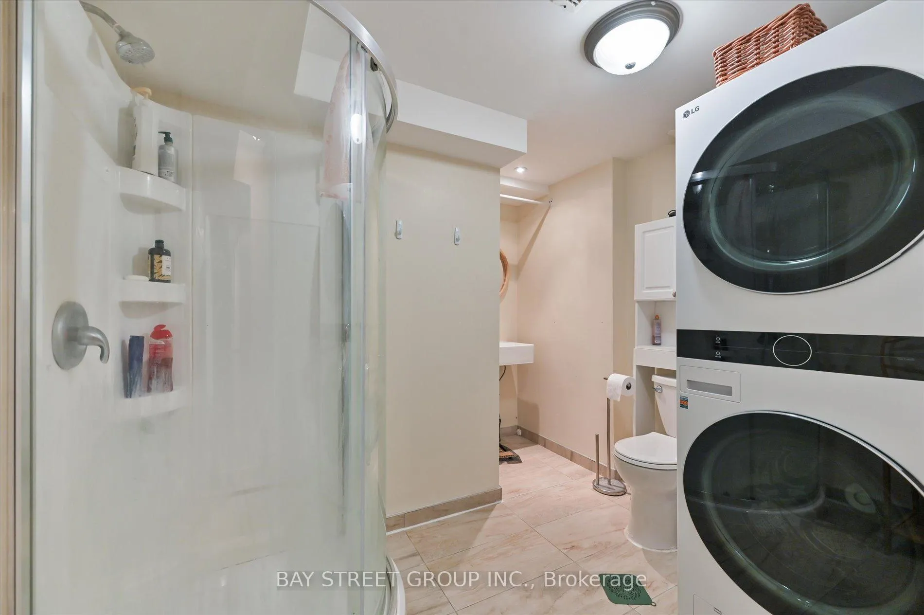Photo 31 of 378 East 24th Street, Hamilton, Burkholme — HOMEH