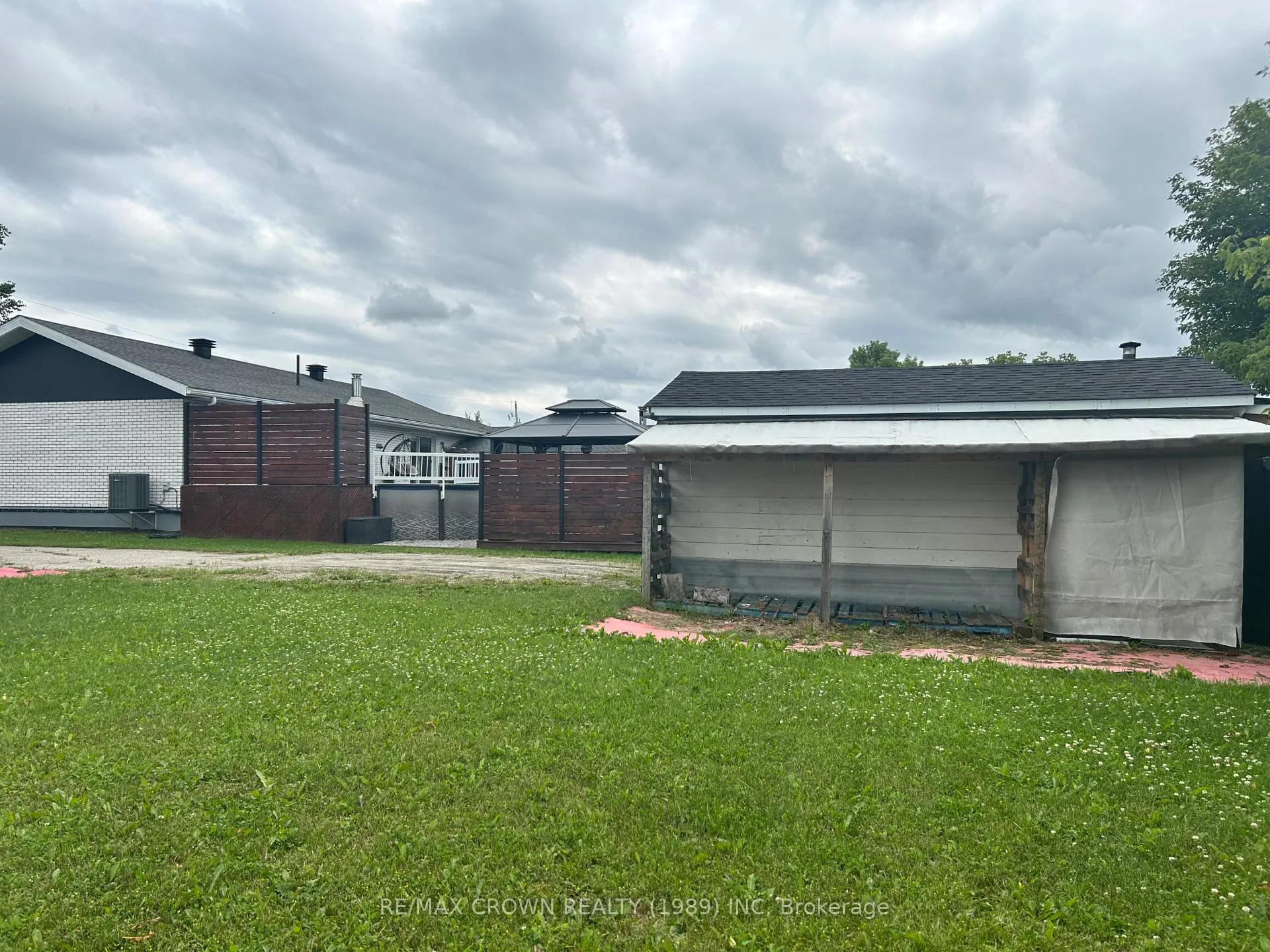 Photo 9 of 26 Frontenac Crescent, Kapuskasing — HOMEH