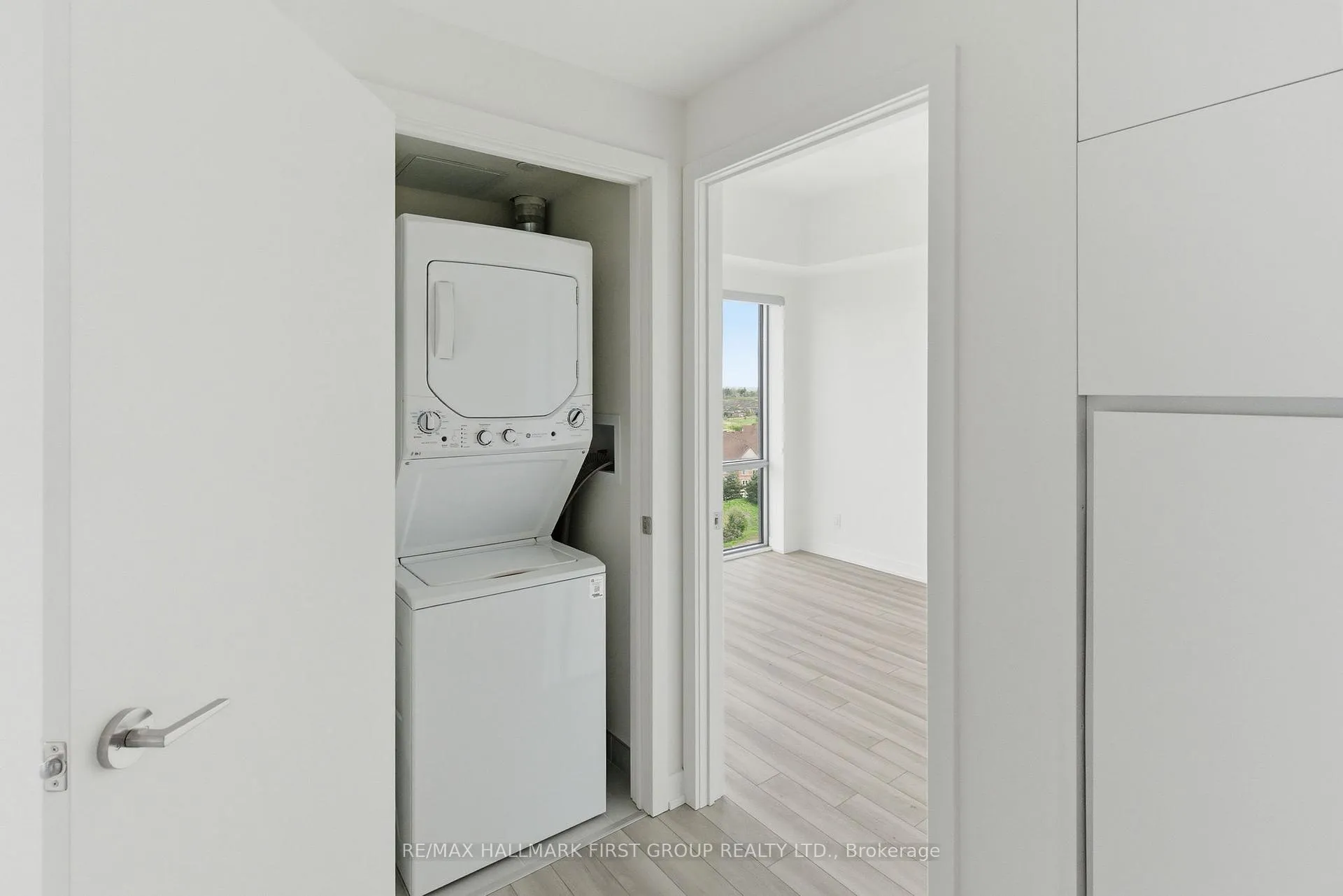 Photo 21 of Unit 902, 51 Clarington Boulevard, Clarington, Bowmanville — HOMEH
