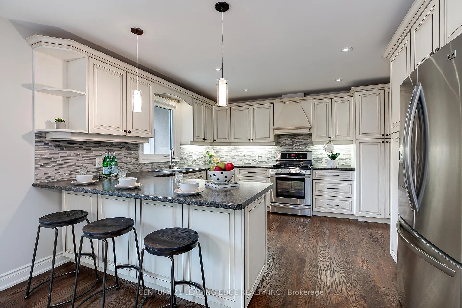Photo 12 of 108 Robinson Street, Markham, Bullock — HOMEH