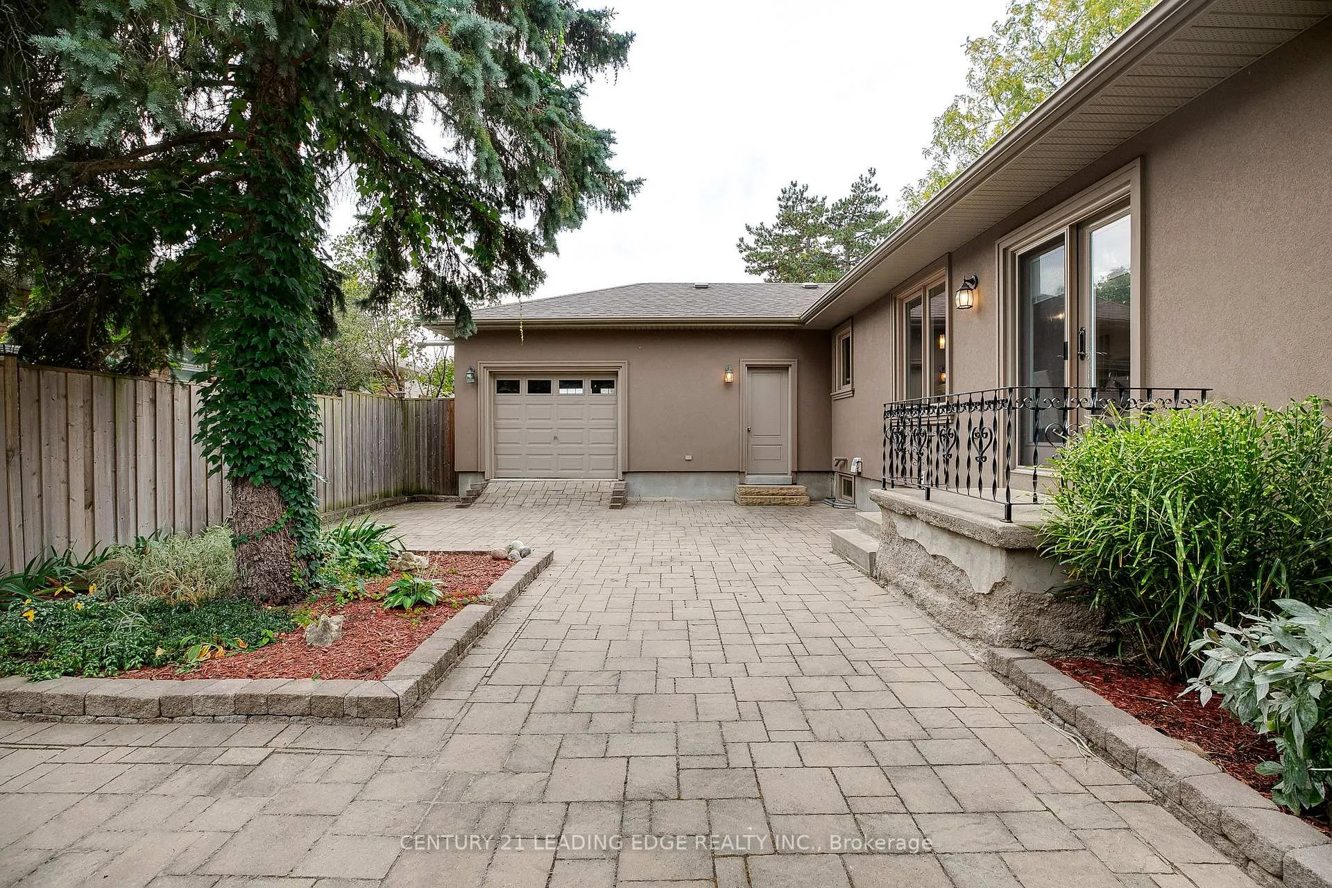 Photo 46 of 108 Robinson Street, Markham, Bullock — HOMEH