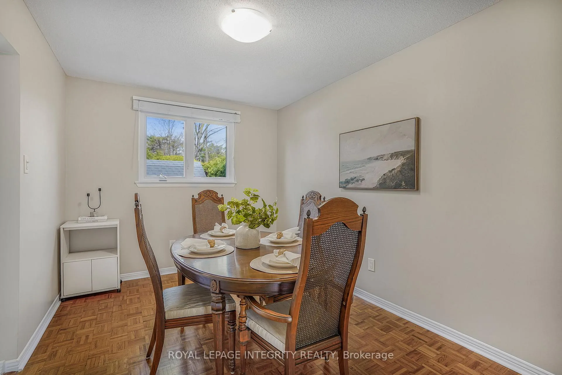 Photo 9 of 74 Valewood Crescent, Ottawa, Blackburn Hamlet — HOMEH