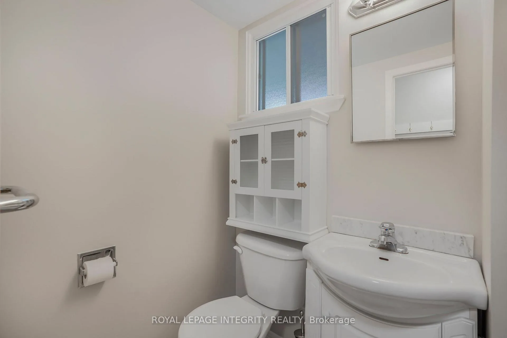 Photo 21 of 74 Valewood Crescent, Ottawa, Blackburn Hamlet — HOMEH